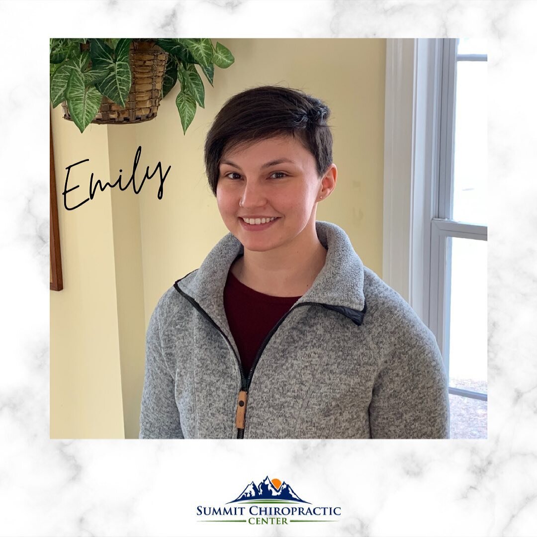 Meet...Emily! 🤩

Emily has been helping run our front desk since the start of the year. She is always ready to help our patients and always ready to organize something. 😀 This hard working gal also owns her own massage therapy practice. 🙌🏼 

We c