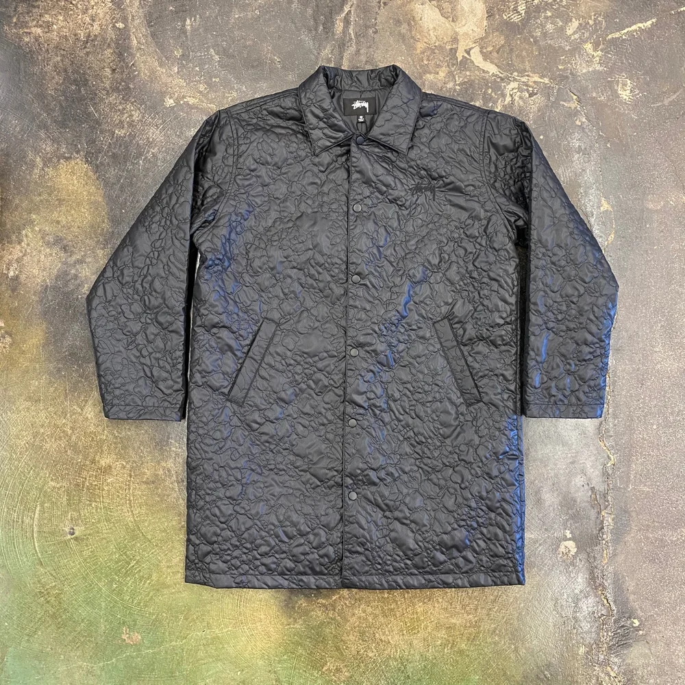 STUSSY RITTERS LONG QUILTED JAVKET IN BLACK — no. 808