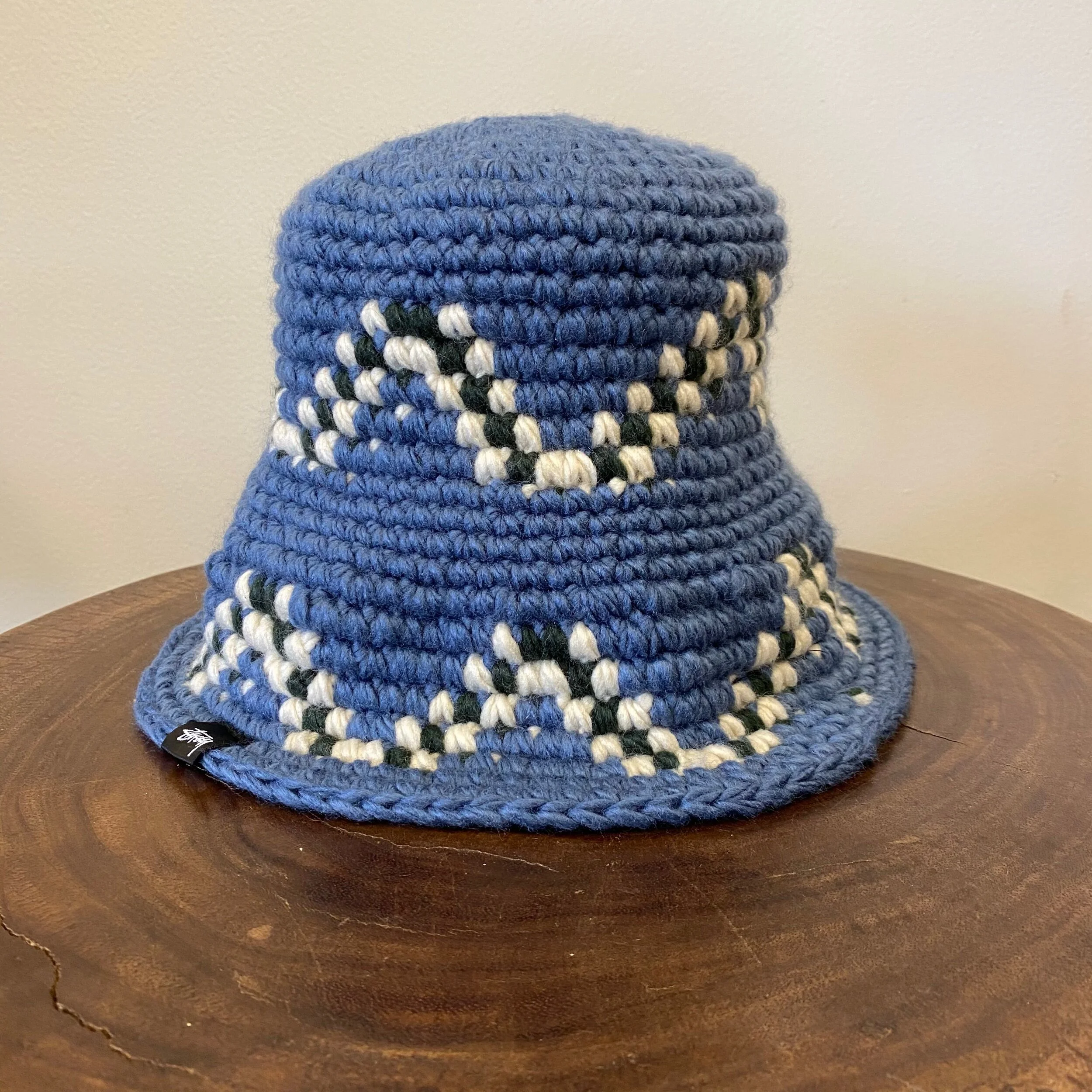 1822C641-9299-446E-A245-28E06E54484C