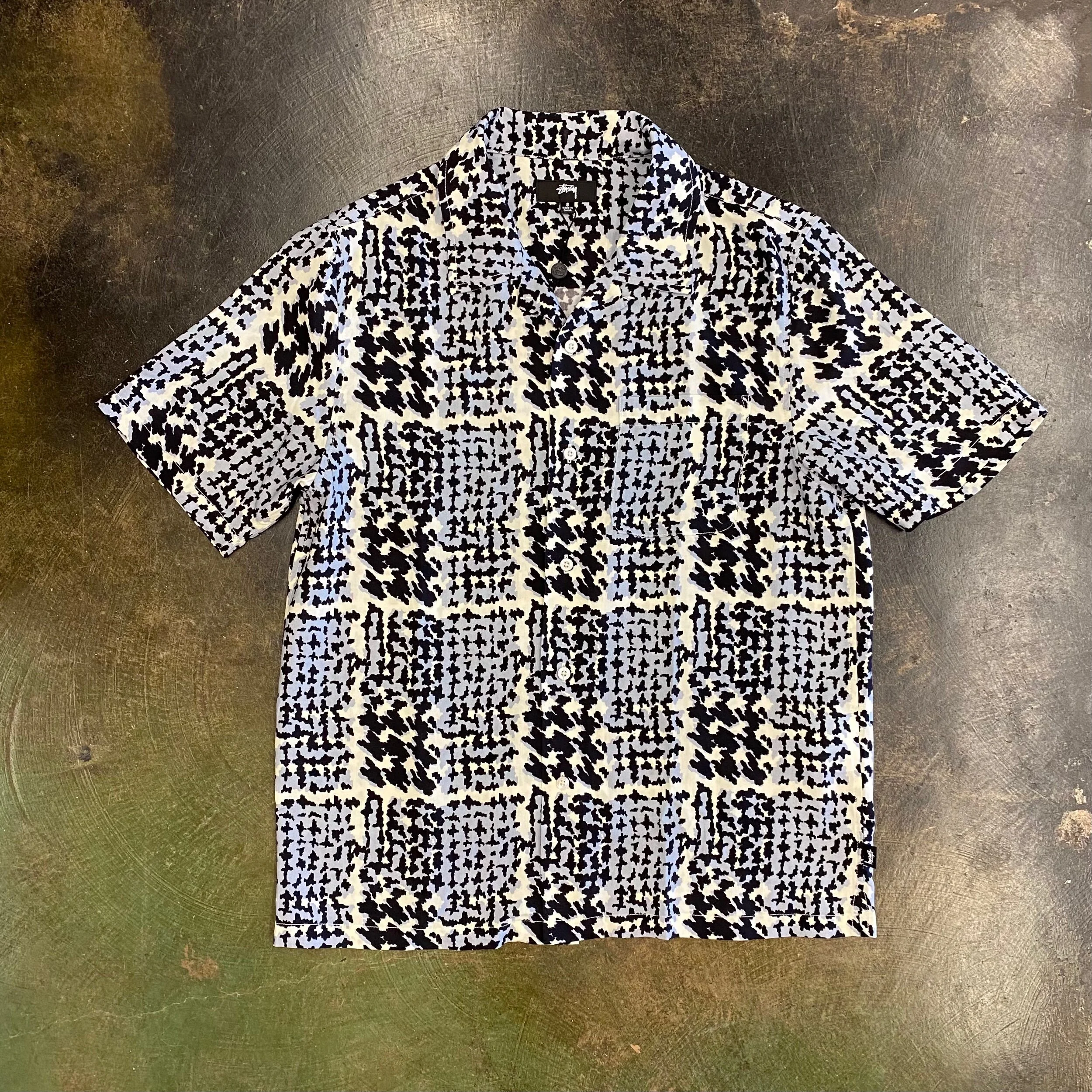 1A448656-F9CD-4C6B-9E60-32265E51F732