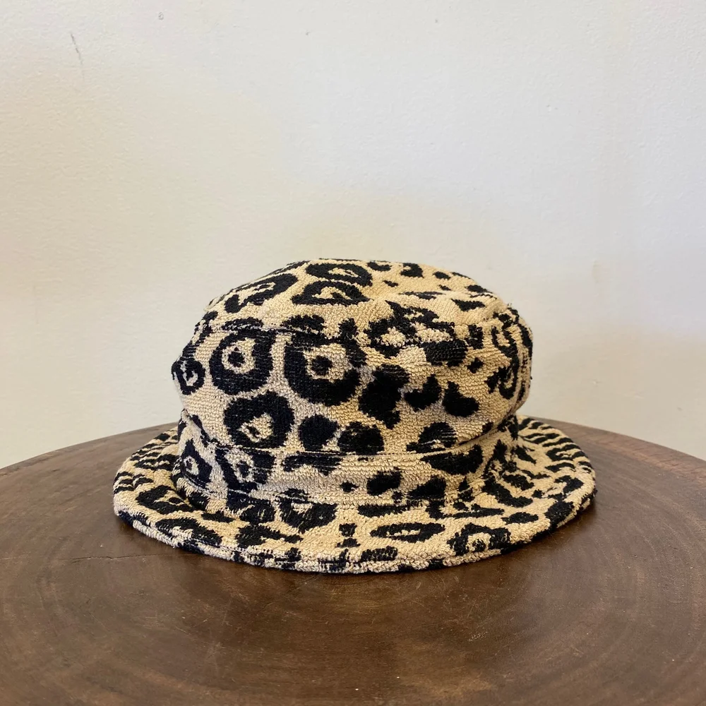 OAS LEO BUCKET HAT — no. 808 display picture 1