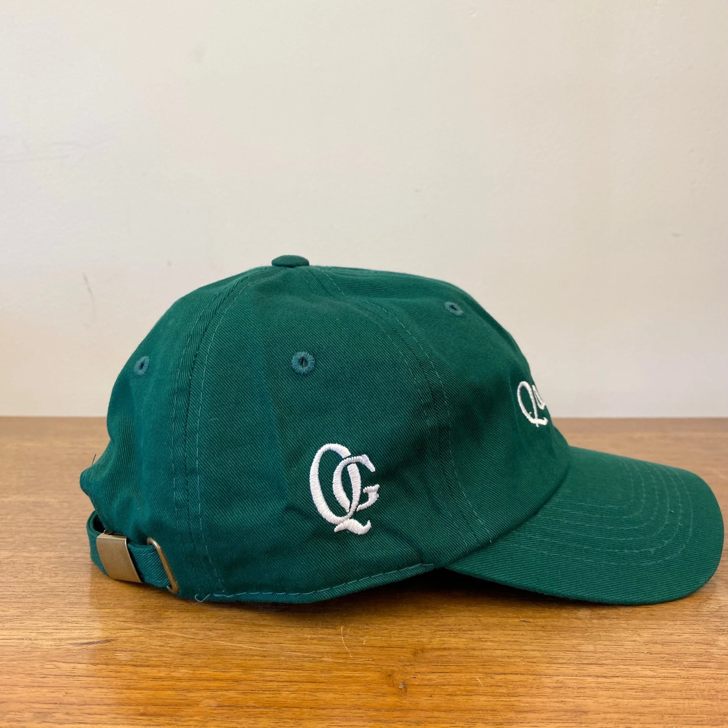 AA33DA9E-5A0C-4D6B-93B2-3F6FCD22843A