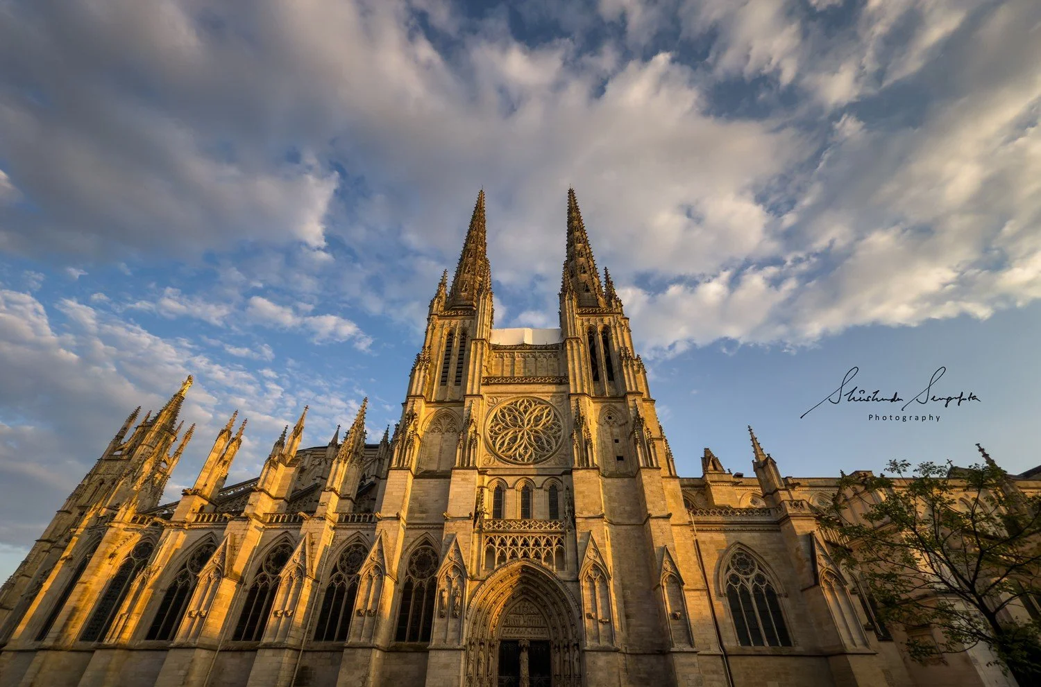 unesco world heritage village of saint emilion and bordeaux france showcasing cobbled streets vineyards medieval buildings churches