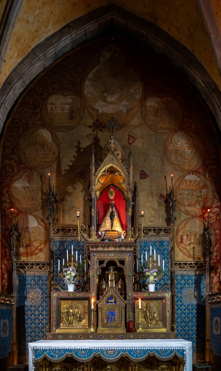 pilgrimage to sanctuary of rocamadour france which is a clifftop medieval village featuring castle chapel of notre dame housing black virgin crypt basilica and tomb of saint amadour