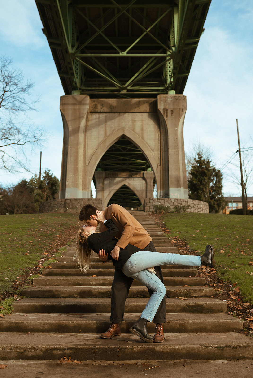Cathedral Park Engagement Photos57.jpg
