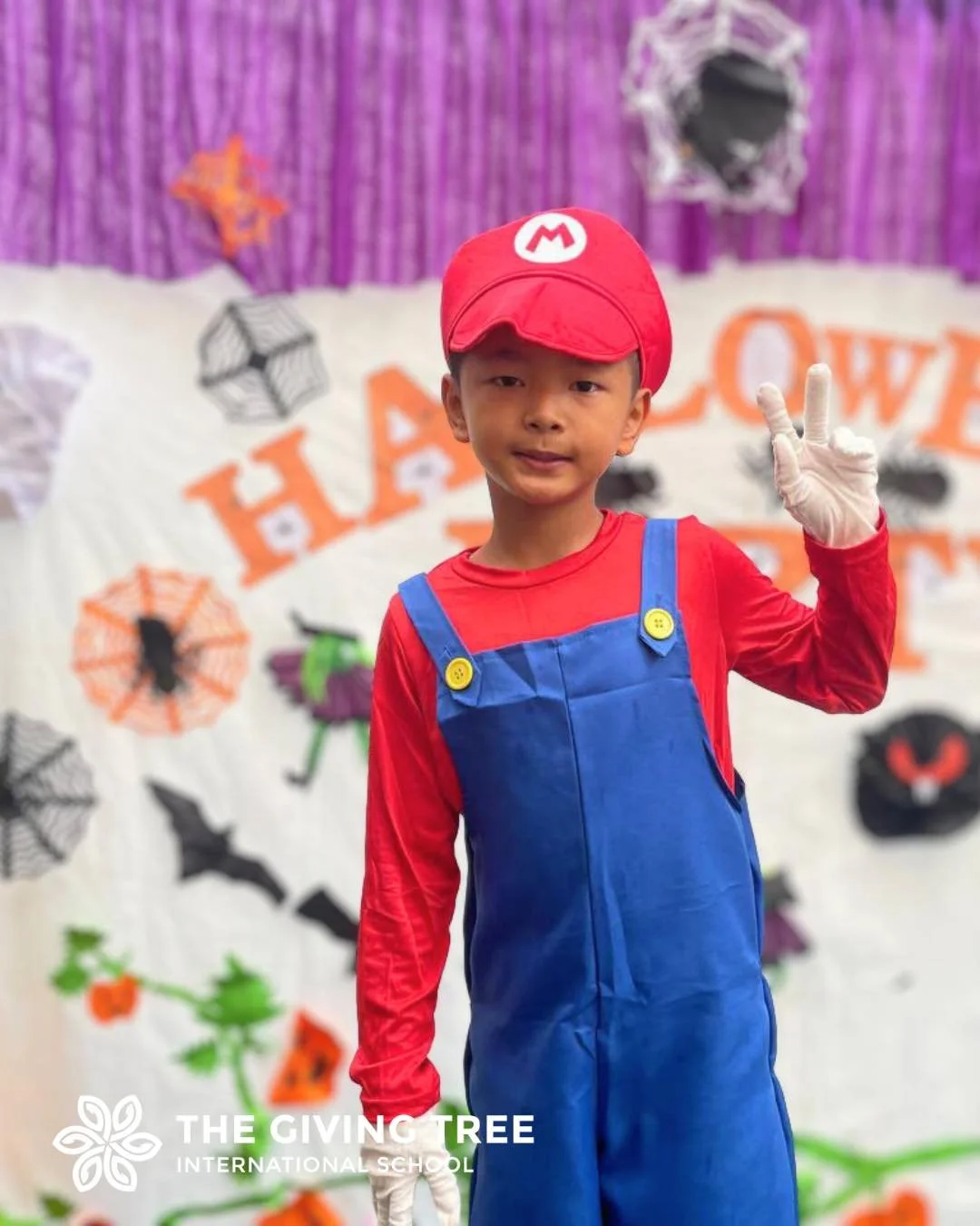 🎃 Last weekend, our Giving Tree families gathered for a Halloween celebration 👻

At The Giving Tree, events like our Halloween Party aren&rsquo;t just about having fun (though we had plenty of that!). They&rsquo;re about building a warm, supportive
