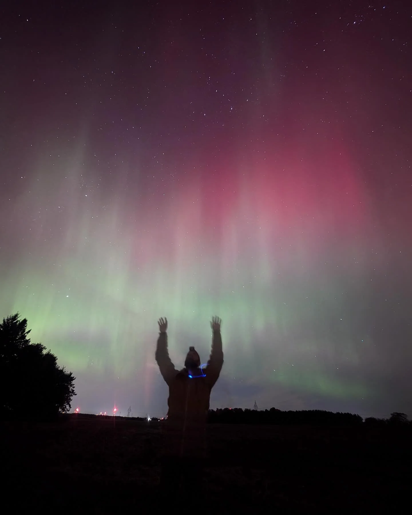 The aurora danced a lot in 2024 🥰 I captured it easily using my @googlepixel 8 pro

Join me in March 2025 to watch the aurora in Yellowknife, and to capture it with a phone or camera, I can guarantee a life changing experience! 

#googlepixel #teamp