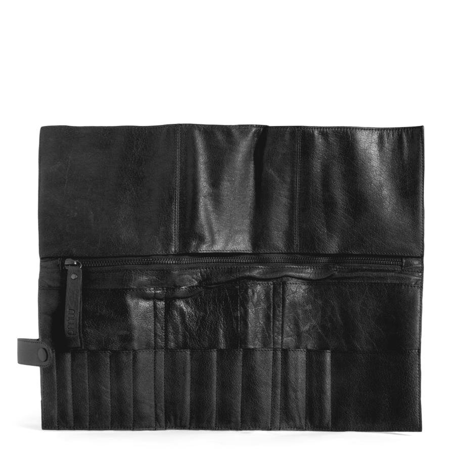 Stockholm-knit-QB-4188-Black-8_900x.jpeg