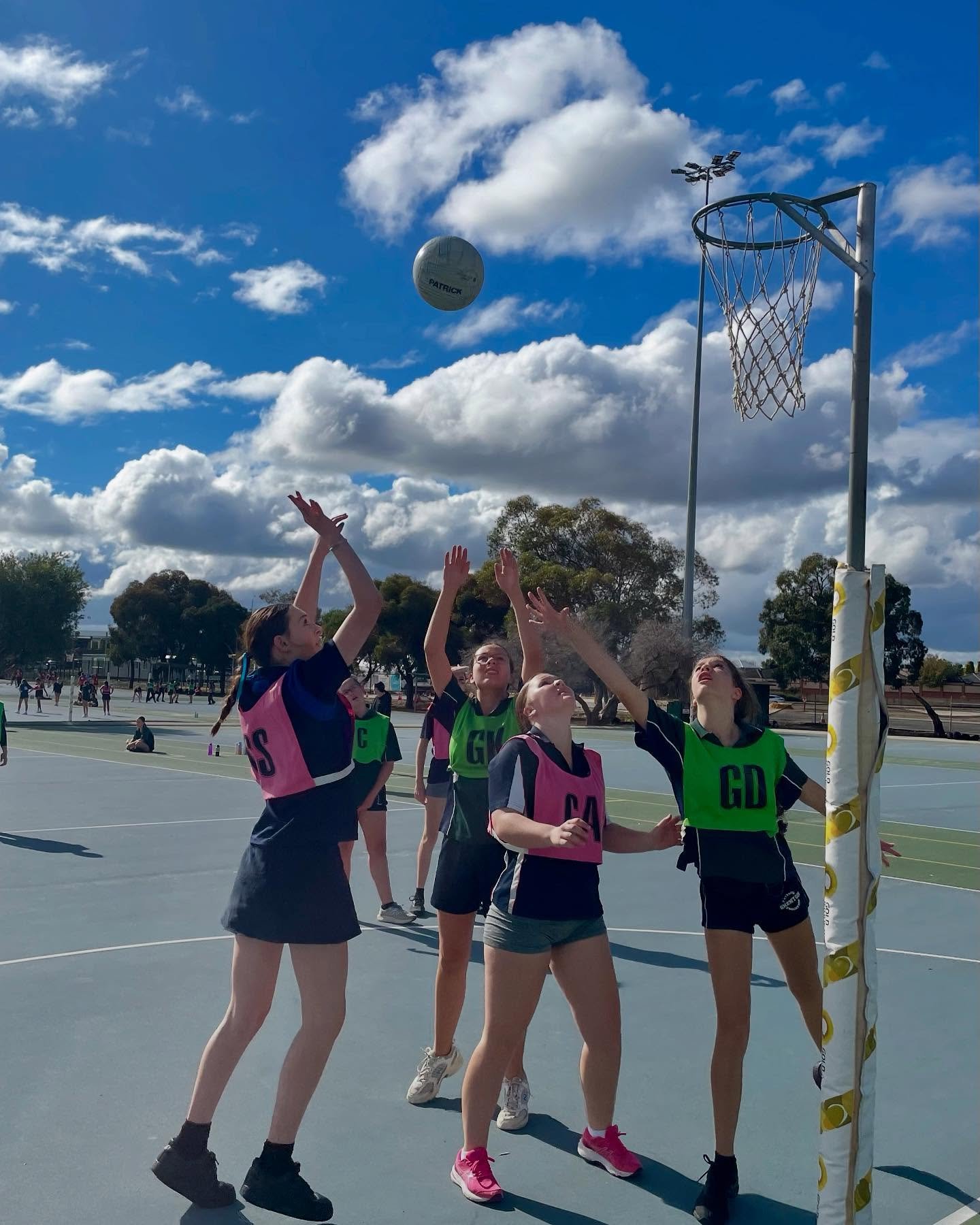 ⚡🏅 Year 9 Lightning Carnival – What a Day! 🏅⚡
A huge shoutout to all our amazing Year 9 students for their energy, teamwork, and incredible sportsmanship at this year’s Lightning Carnival! 🏐⚽🏀
From thrilling matches to plenty of lau