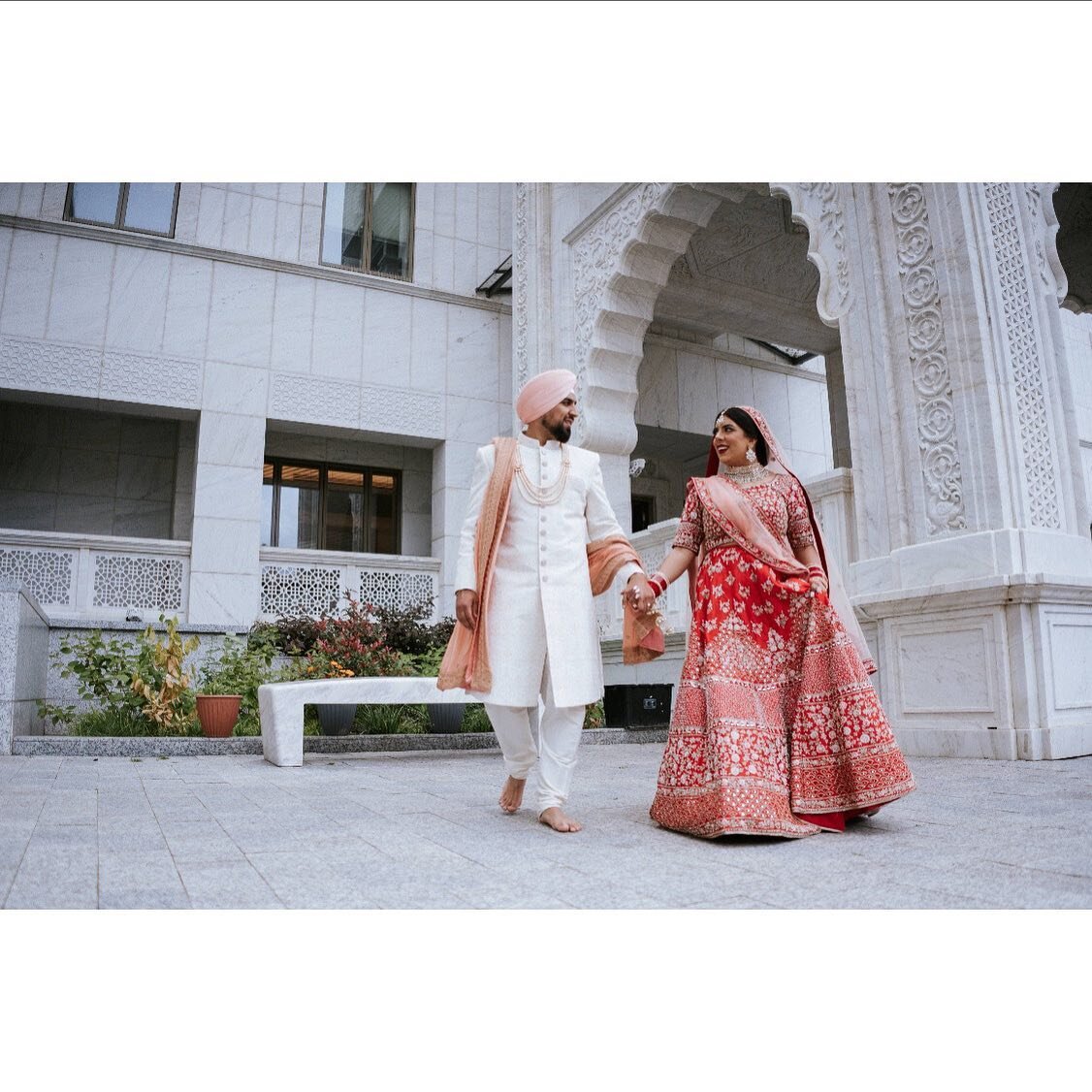 Geena &amp; Rohit.
&hellip;&hellip;&hellip;&hellip;&hellip;&hellip;&hellip;&hellip;..
#uniaproductions #pratikunia #videography #photography #video #photo #edit #asianweddingphotography #asianweddingvideography #hinduwedding #reception #civilregistry