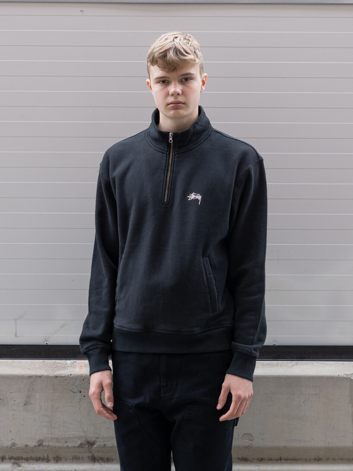 新年の贈り物 STUSSY ステューシー スウェット Stock Logo Mock Neck