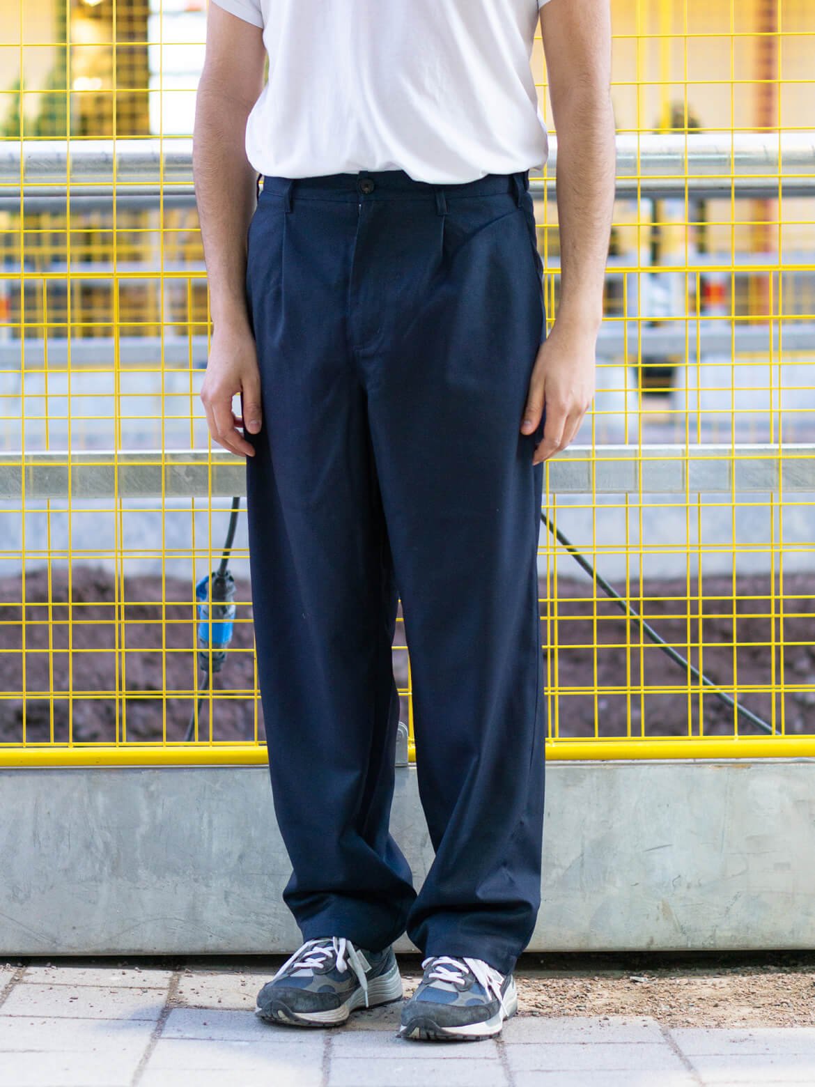 少し変わった生地ですstussy trousers