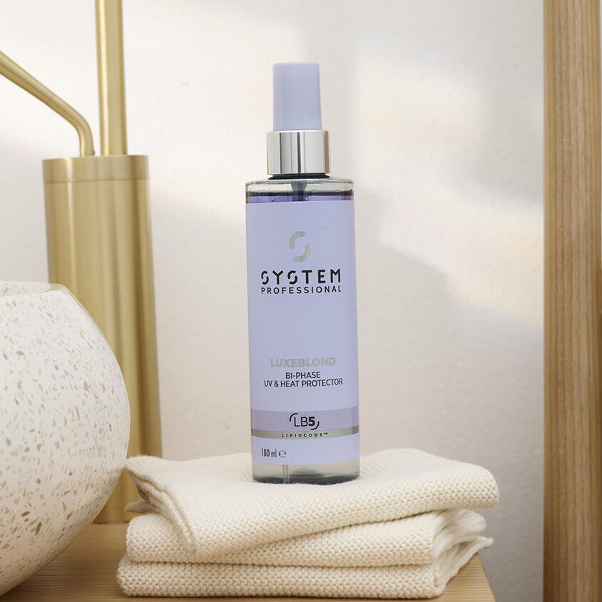 System-Professional_LuxeBlond-bi-phase-uv-heat-protector-lb5_Lifestyle_3_d.jpeg