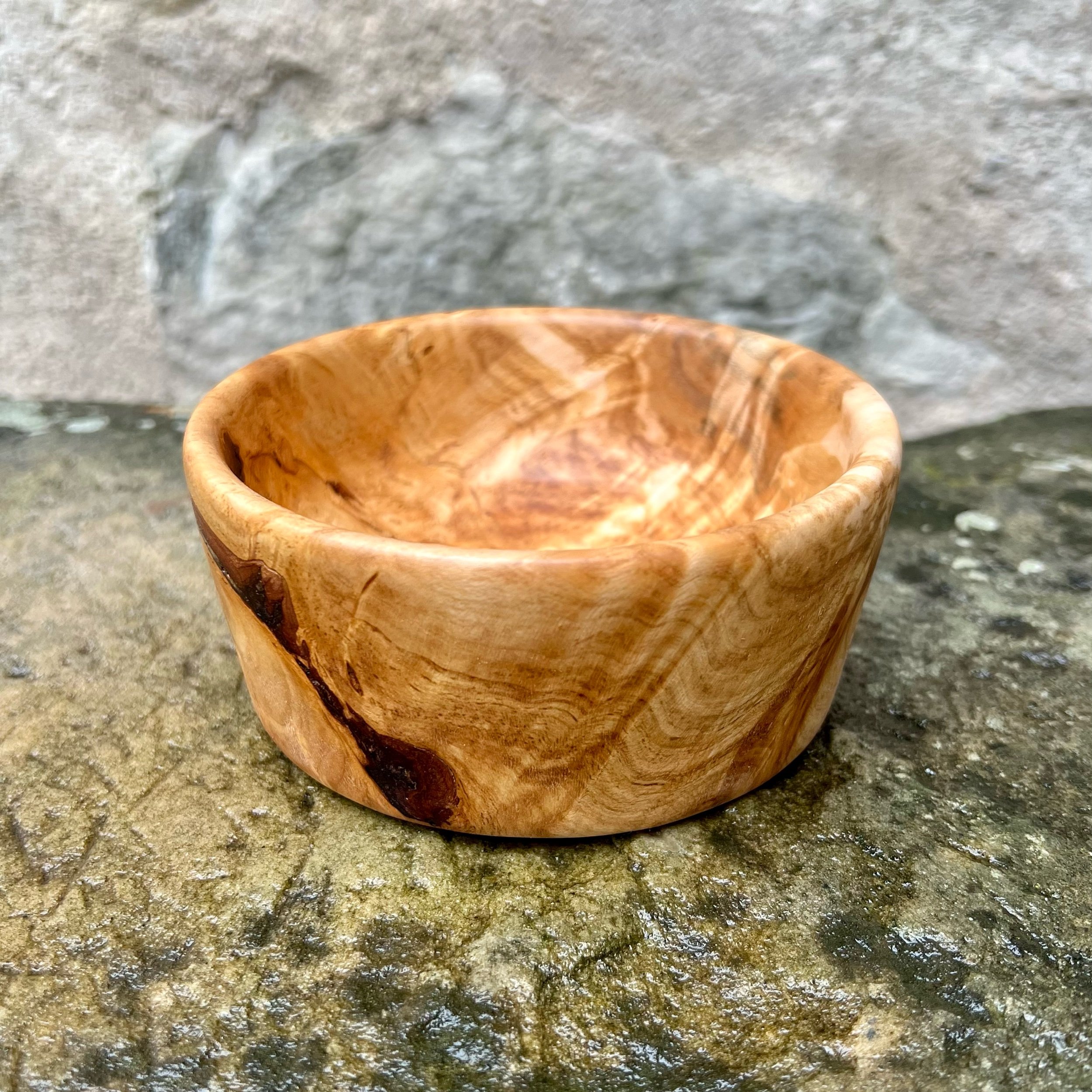 Linden pollard bowl