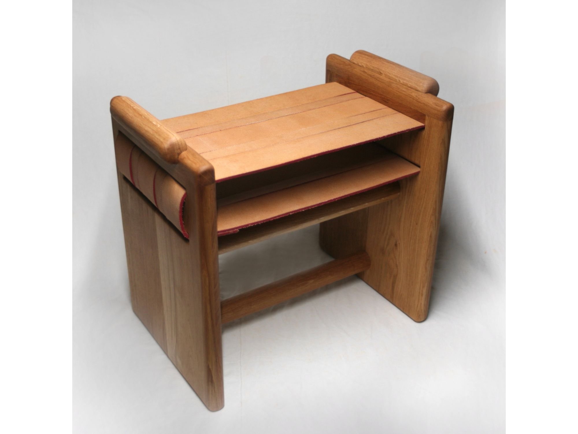 Tabouret A03 | Nogusco