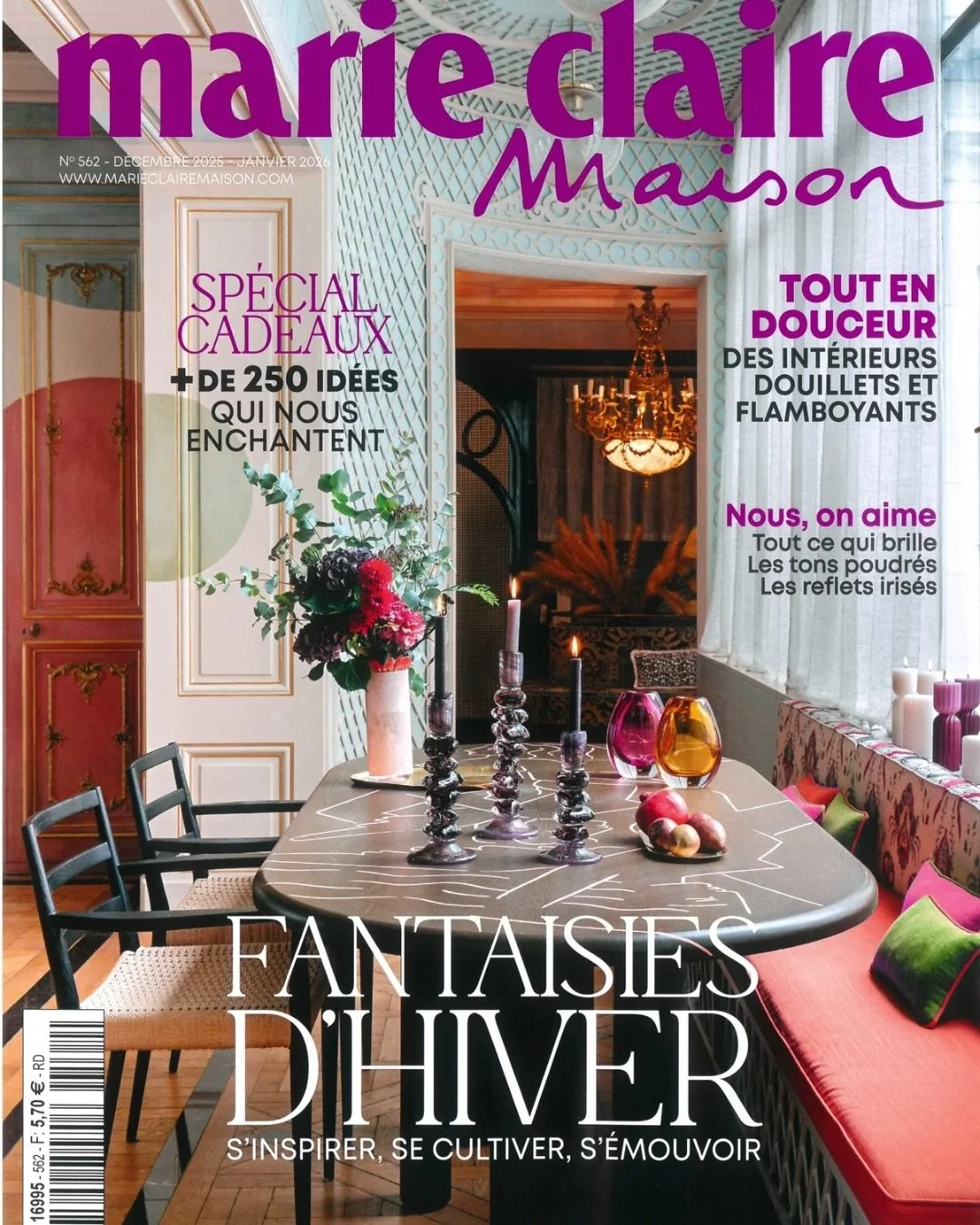 | Presse | 

Quel bonheur de d&eacute;couvrir des &oelig;uvres de la galerie mises en lumi&egrave;re dans le nouveau num&eacute;ro du magazine Marie Claire Maison @marieclairemaison 

Dans cet appartement du XVIIᵉ si&egrave;cle situ&eacute; sur l&rsq