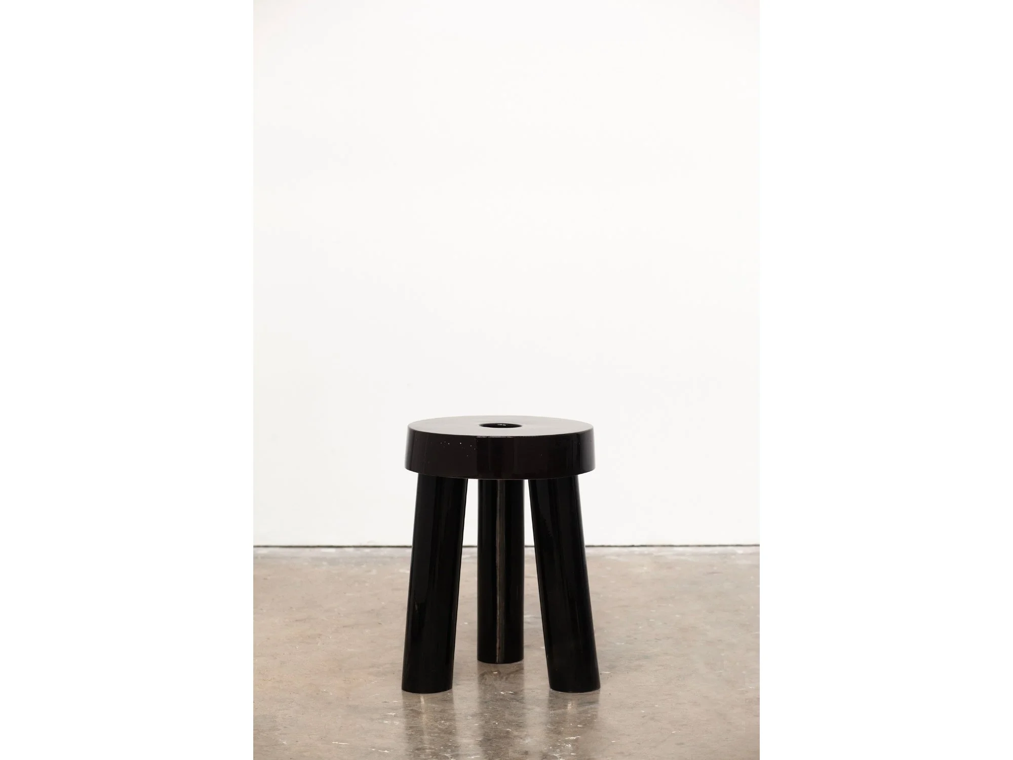 Table d'appoint 02 - noir | Stéven Coëffic - 2