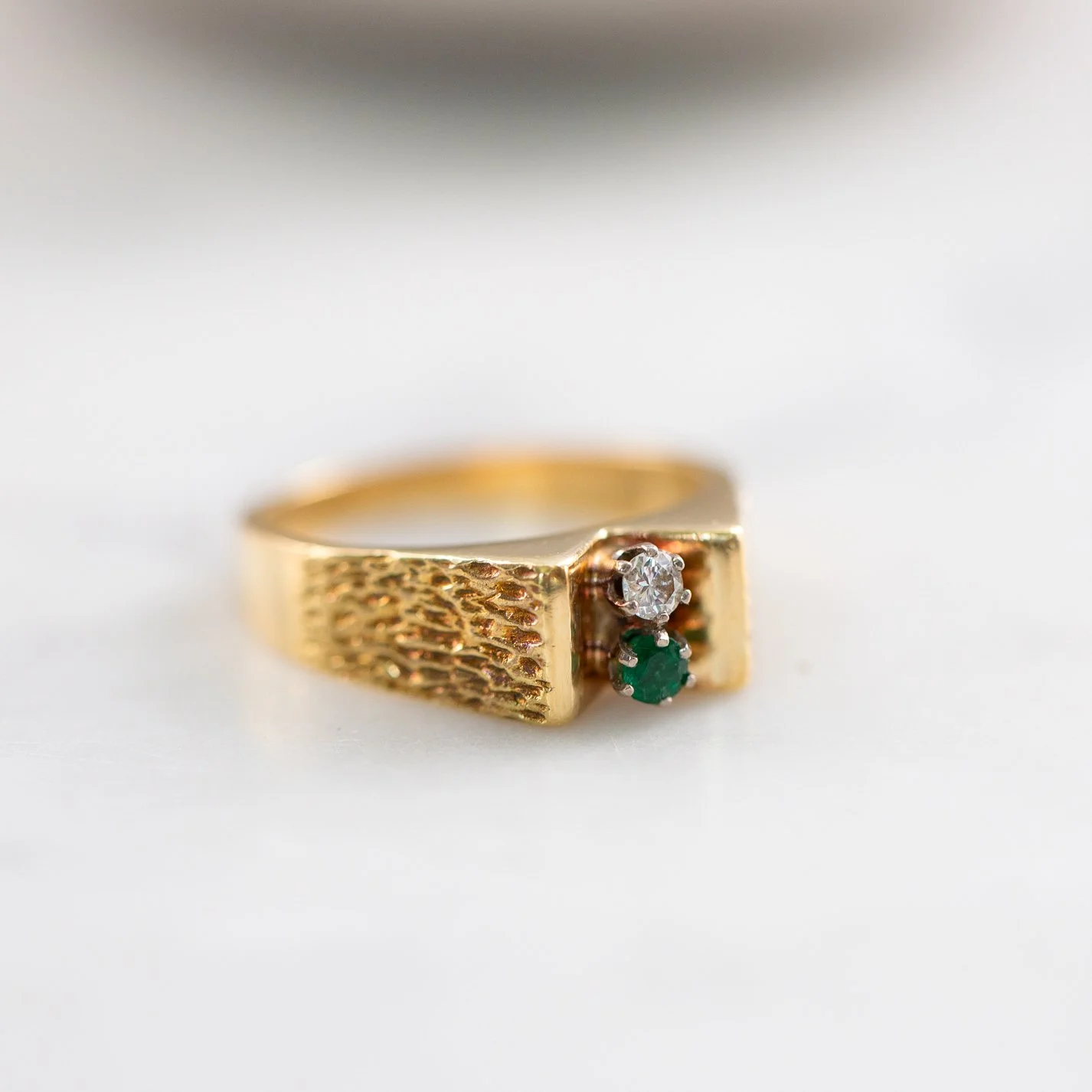 Emerald_Diamond_18ct_Gold_Textured_Vintage_Tank_Ring_4.jpg