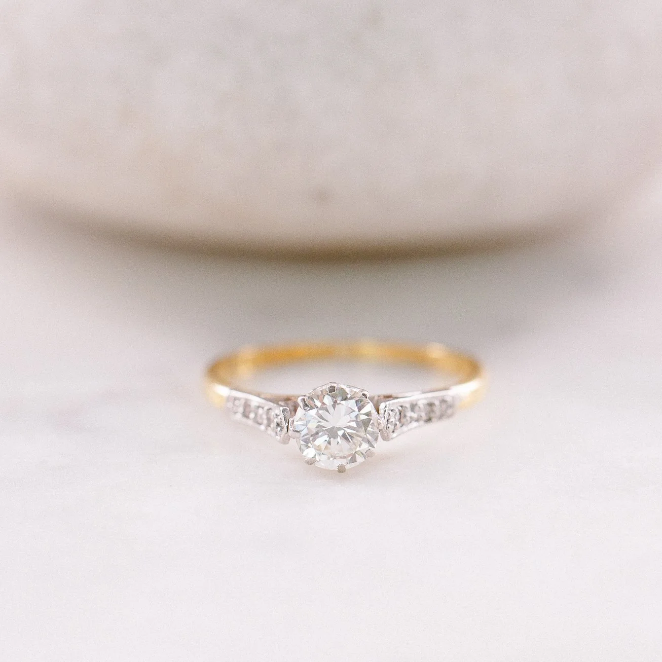 Diamond_Solitaire_18ct_Gold_Platinum_Shoulder_Set_Antique_Ring_5.jpg