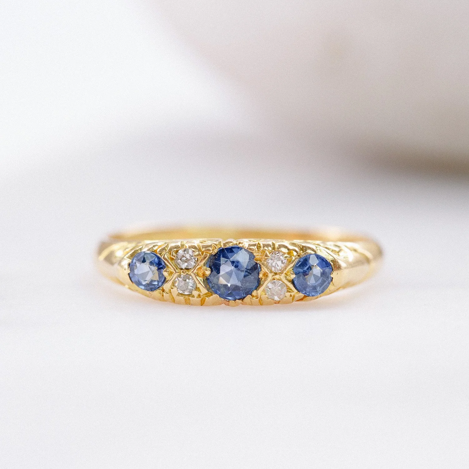 Sapphire_Diamond_18ct_Gold_Victorian_Royal_Blue_Ring_5.jpg