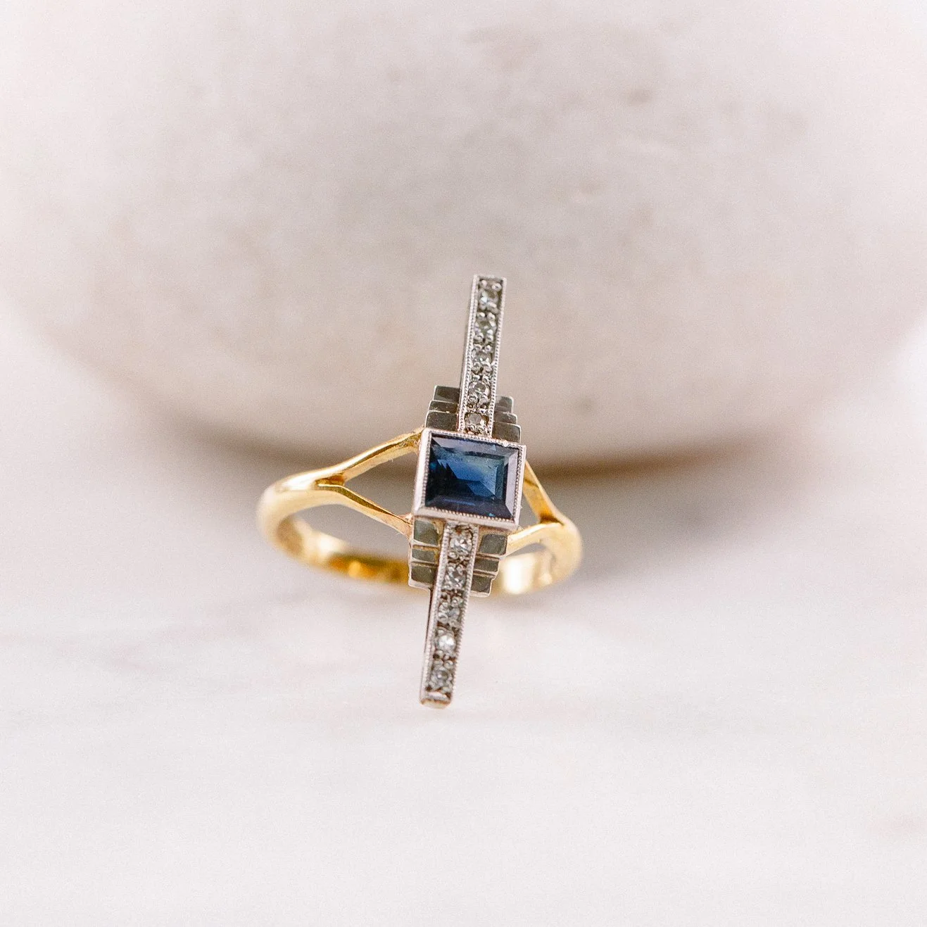 Sapphire_Diamond_18ct_Gold_Platinum_Set_Art_Deco_Square_Stepped_Antique_Ring_4.jpg