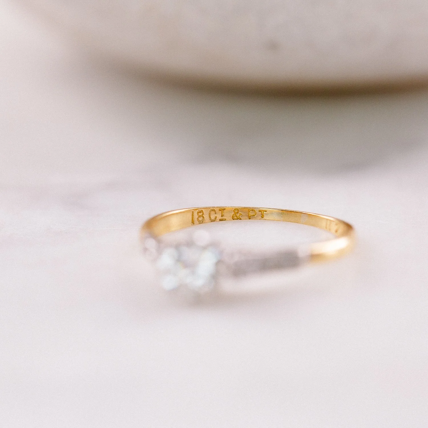 Diamond_Solitaire_18ct_Gold_Platinum_Shoulder_Set_Antique_Ring_7.jpg