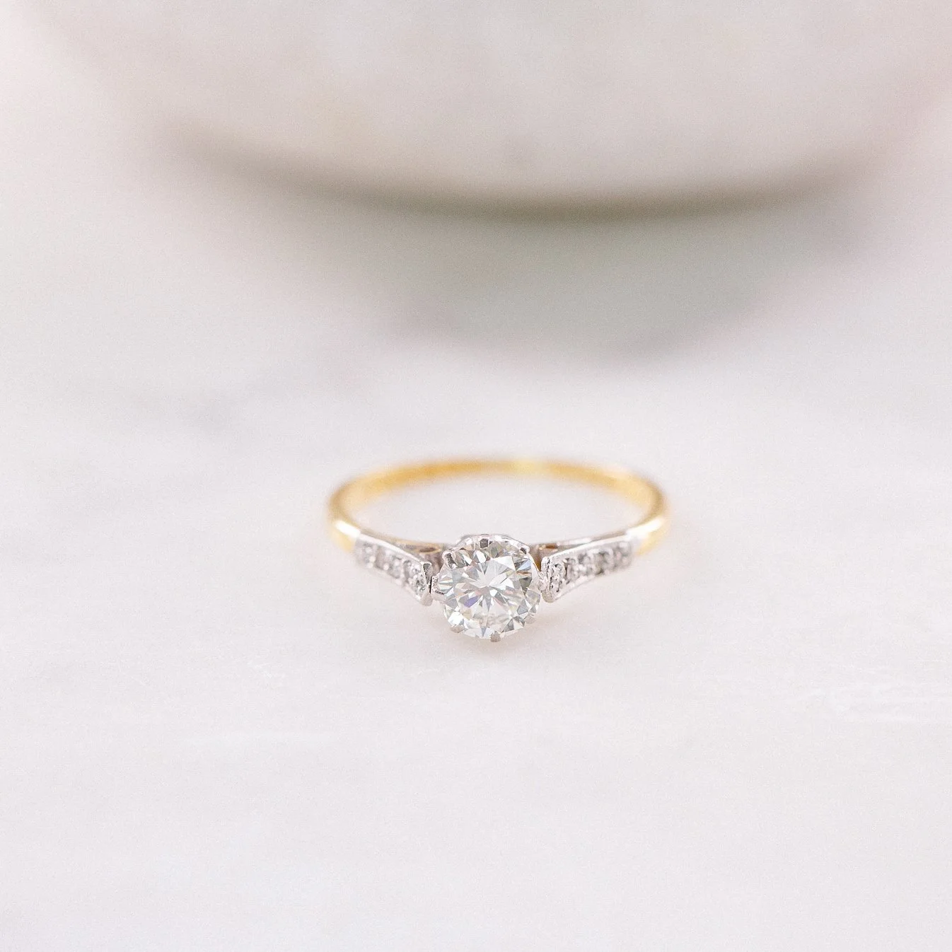 Diamond_Solitaire_18ct_Gold_Platinum_Shoulder_Set_Antique_Ring_2.jpg