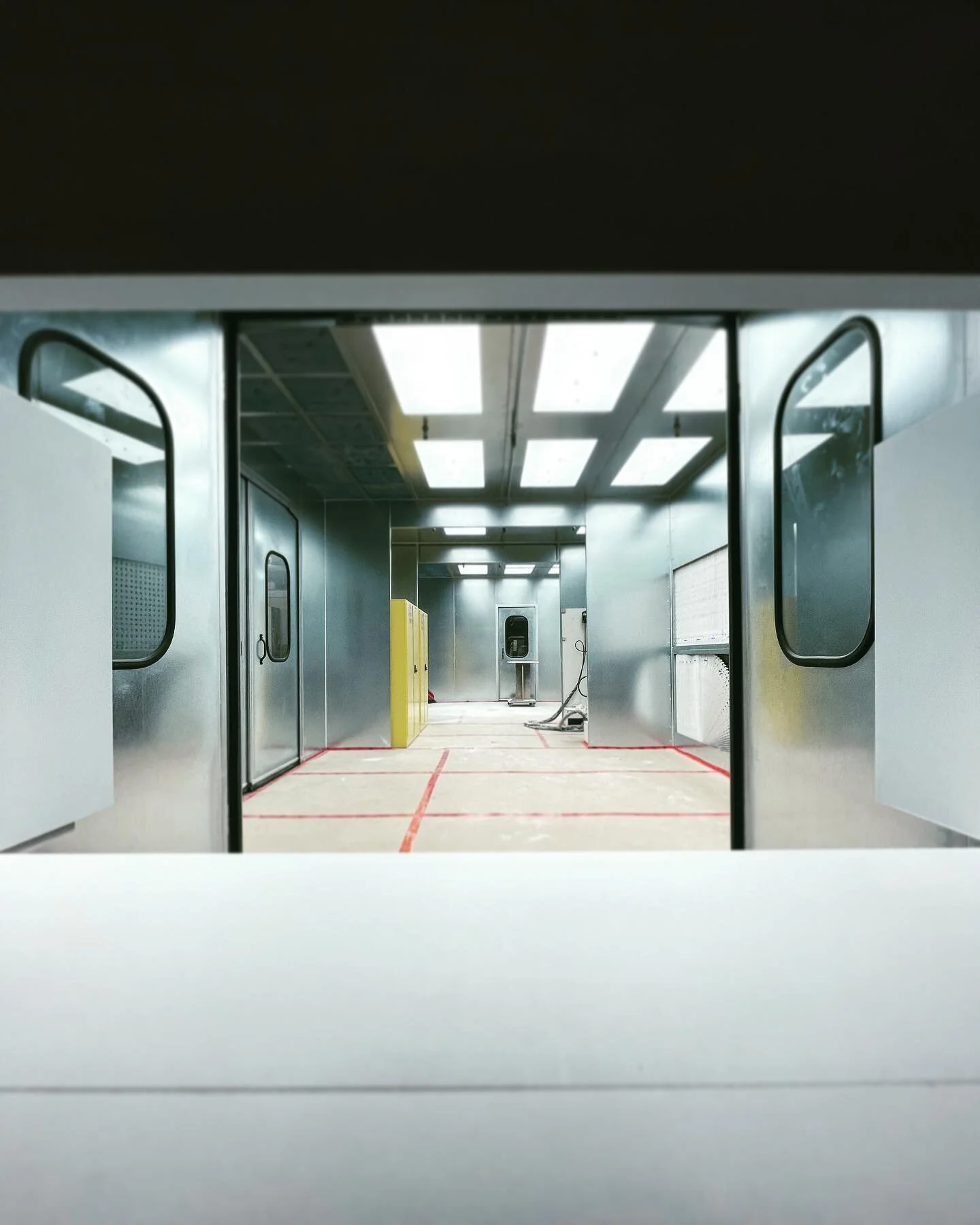 Our new state of the art paint booth is already getting some cabinets ready for next week, as they chill and dry, we hope everyone has a warm weekend! ☀️
#cabinetry #toronto #homedecor #spraybooth #carpentry #interiordesign #customhomes #woodworking