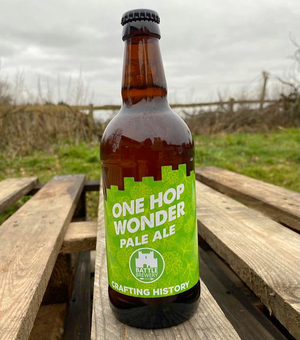 Brewery - @battlebrewery 

Location - East Sussex📍

Process - Unfiltered 

Taste -  Delicious 🍻

You&rsquo;re good at Brewing. We&rsquo;re good at Bottling 

#CraftBeerBottling #CraftBeer #Brewery #bottlingplant #bottledbeer #beerbottle #beerpic  #