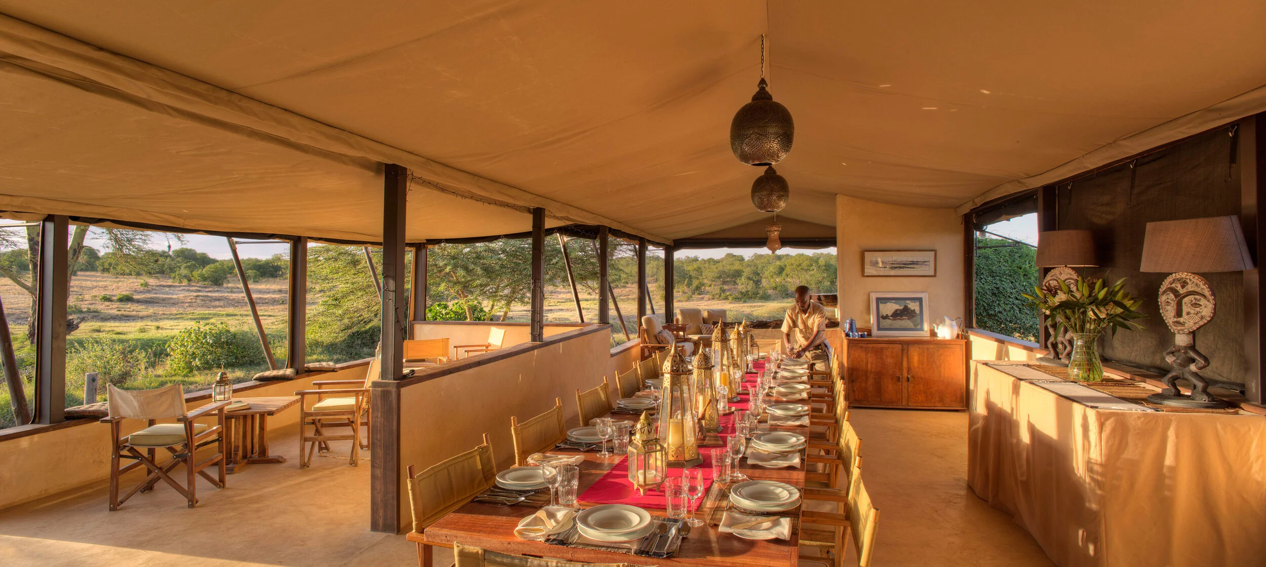 Ol-Pejeta-main-area-dining-table.jpg