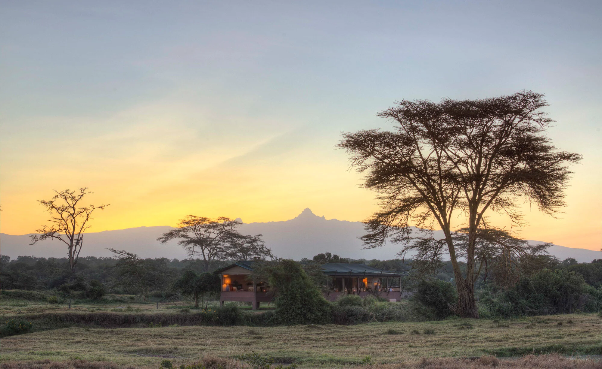 Ol-Pejeta-main-area-Mount-Kenya-sunrise.jpg