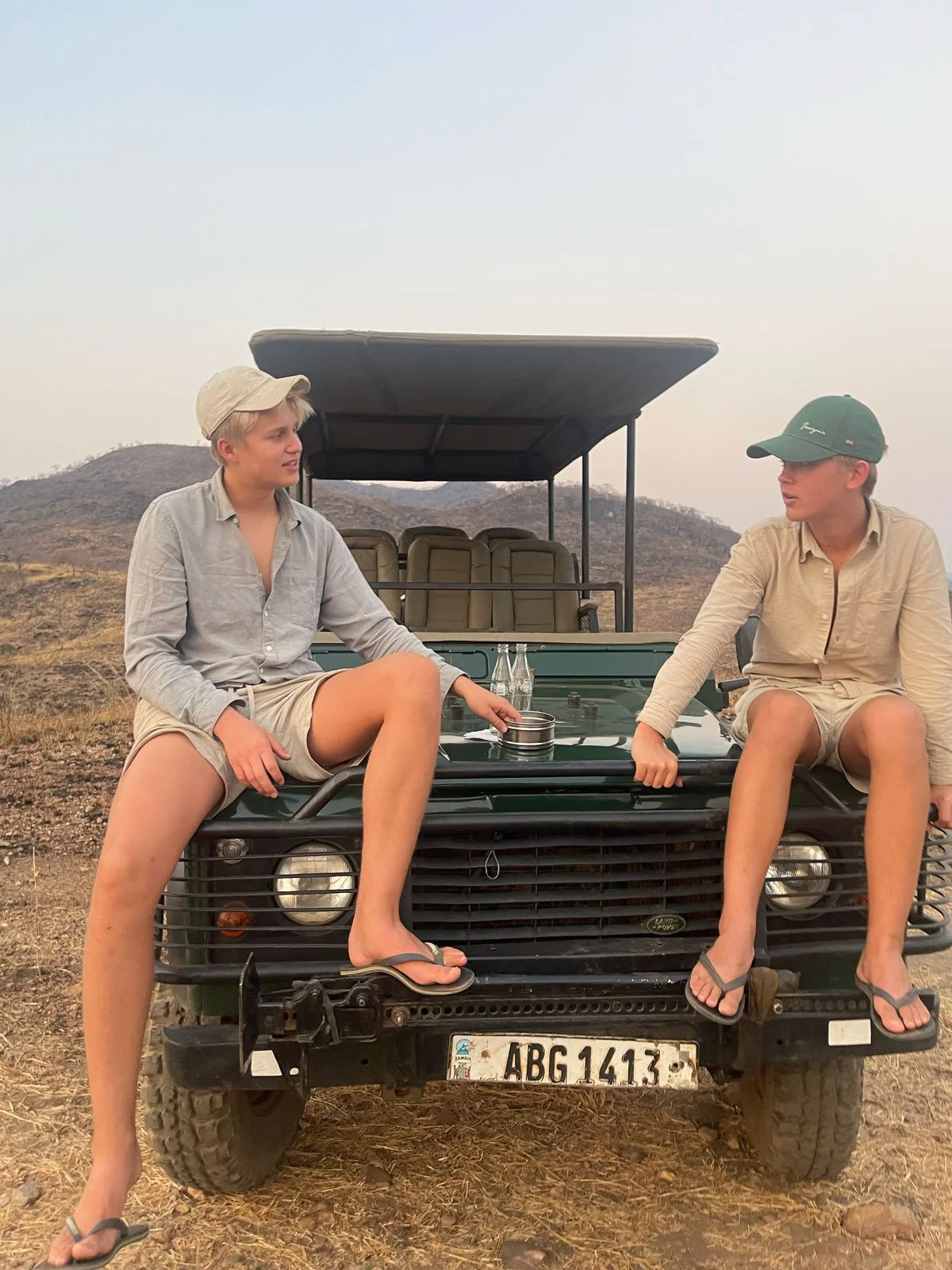 Skreddersydd familiesafari i Afrika med autentiske opplevelser. 