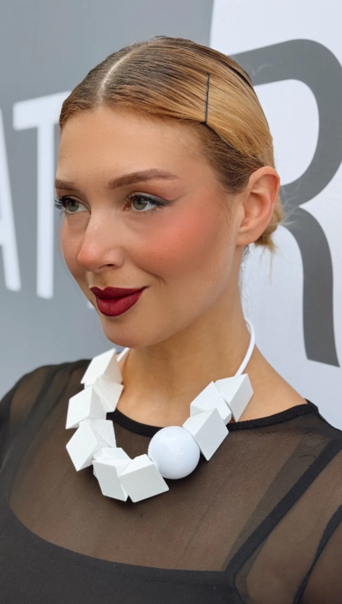 Collier 3D Blc Boule - copie.jpg