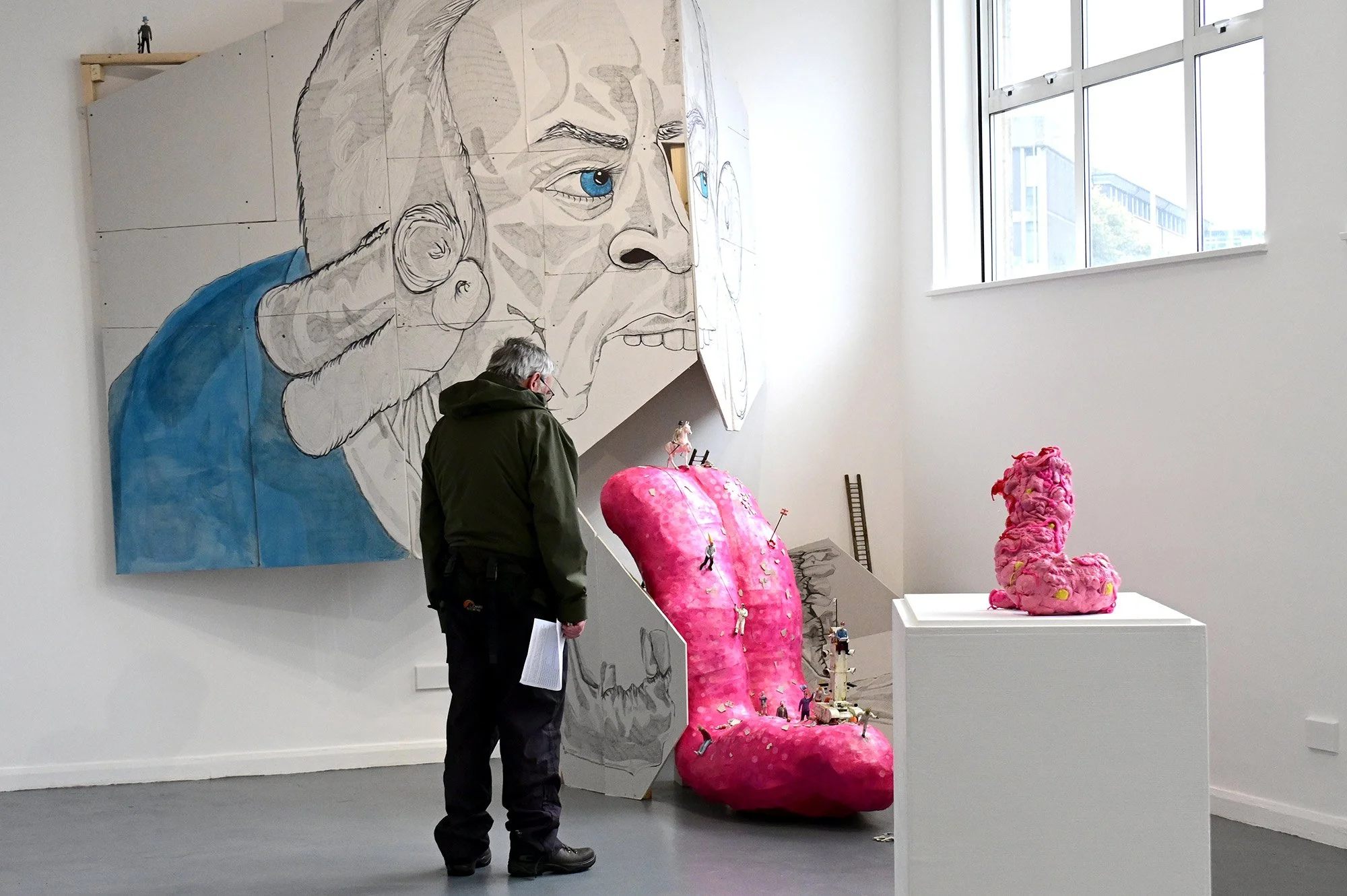 Peter-Hanmer-Paul-Raymond-Stuart-Mel-Wilson-art-installation-Exquisite-Descent