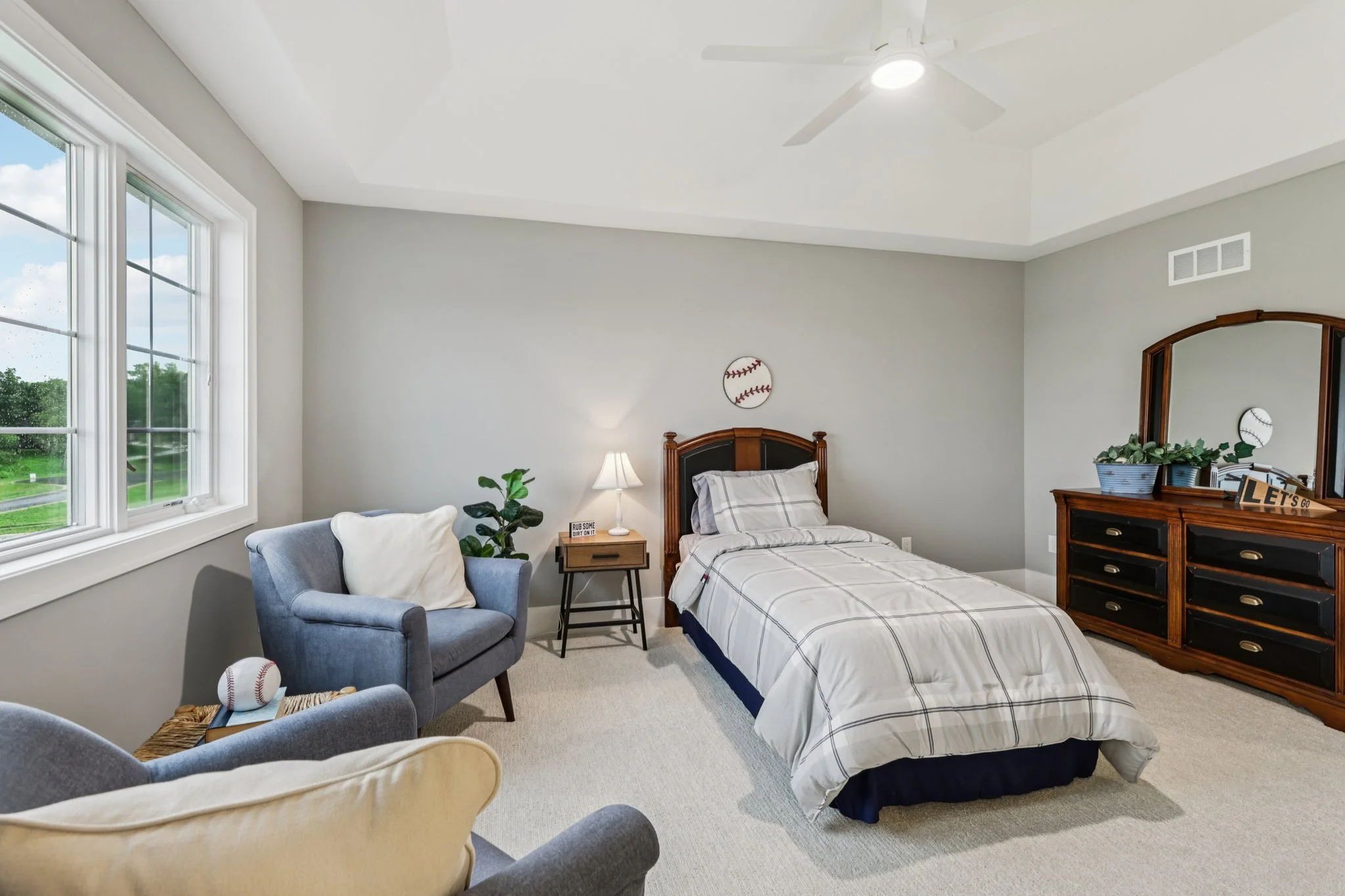 82-web-or-mls-White Cedar Dr-S0907-082.jpg