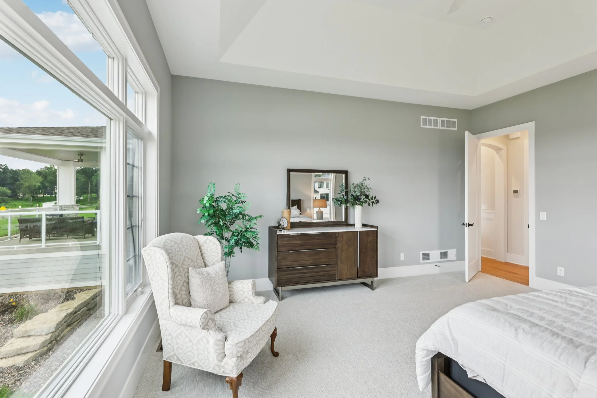 45-web-or-mls-White Cedar Dr-S0907-045.jpg