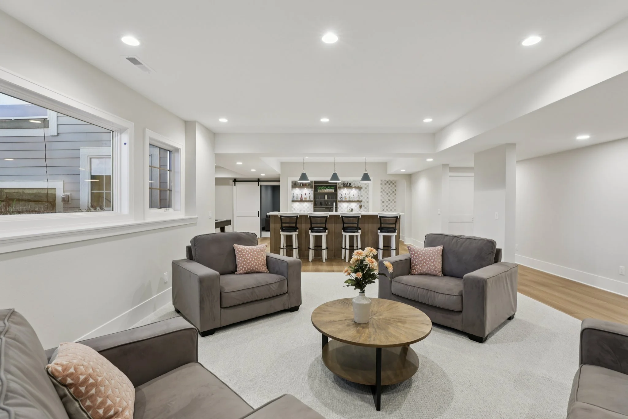 92-web-or-mls-White Cedar Dr-S0907-092.jpg