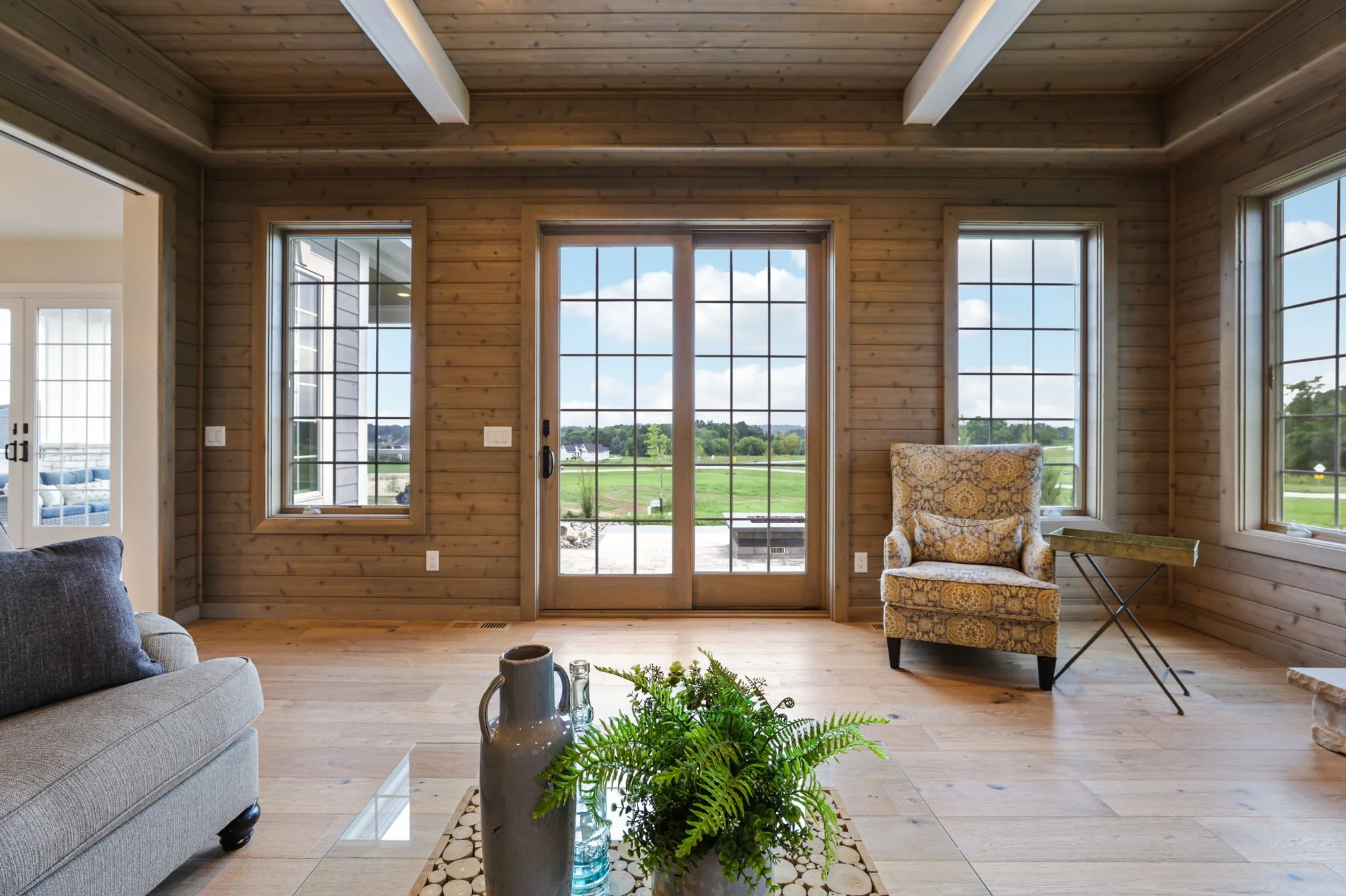 22-web-or-mls-White Cedar Dr-S0907-022.jpg