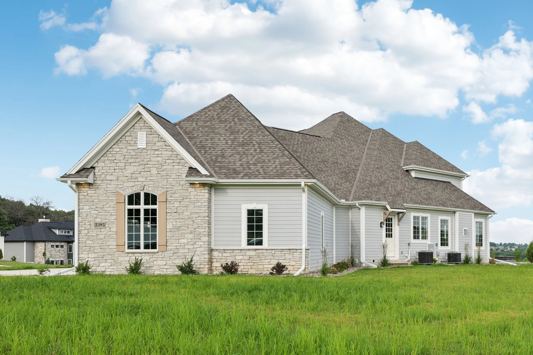 112-web-or-mls-White Cedar Dr-S0907-112.jpg