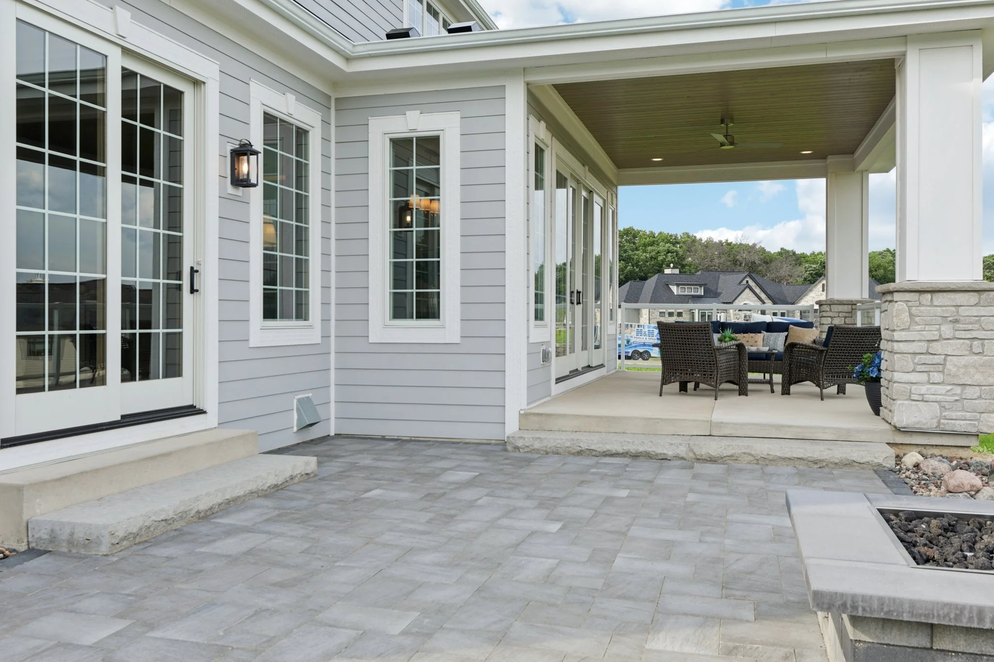 120-web-or-mls-White Cedar Dr-S0907-120.jpg