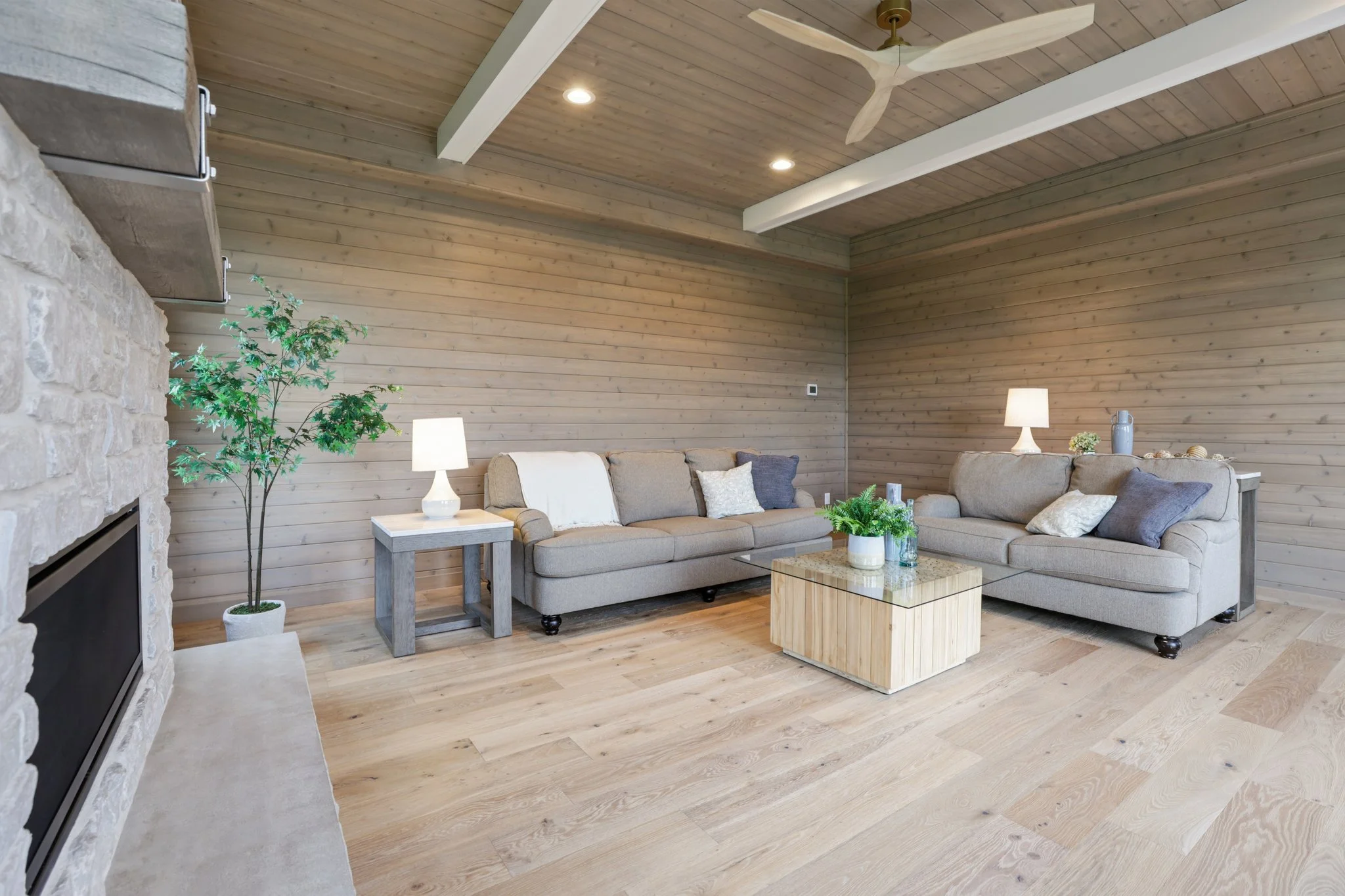 23-web-or-mls-White Cedar Dr-S0907-023.jpg