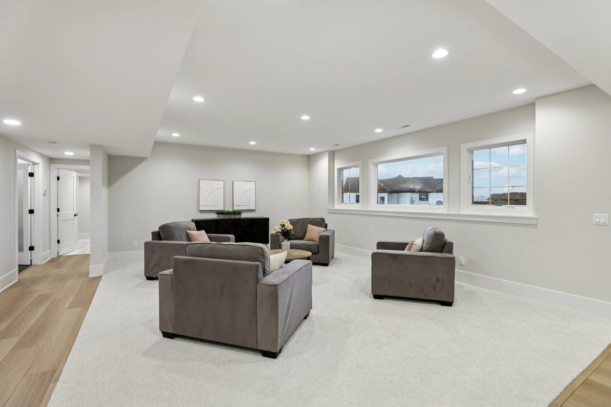 90-web-or-mls-White Cedar Dr-S0907-090.jpg