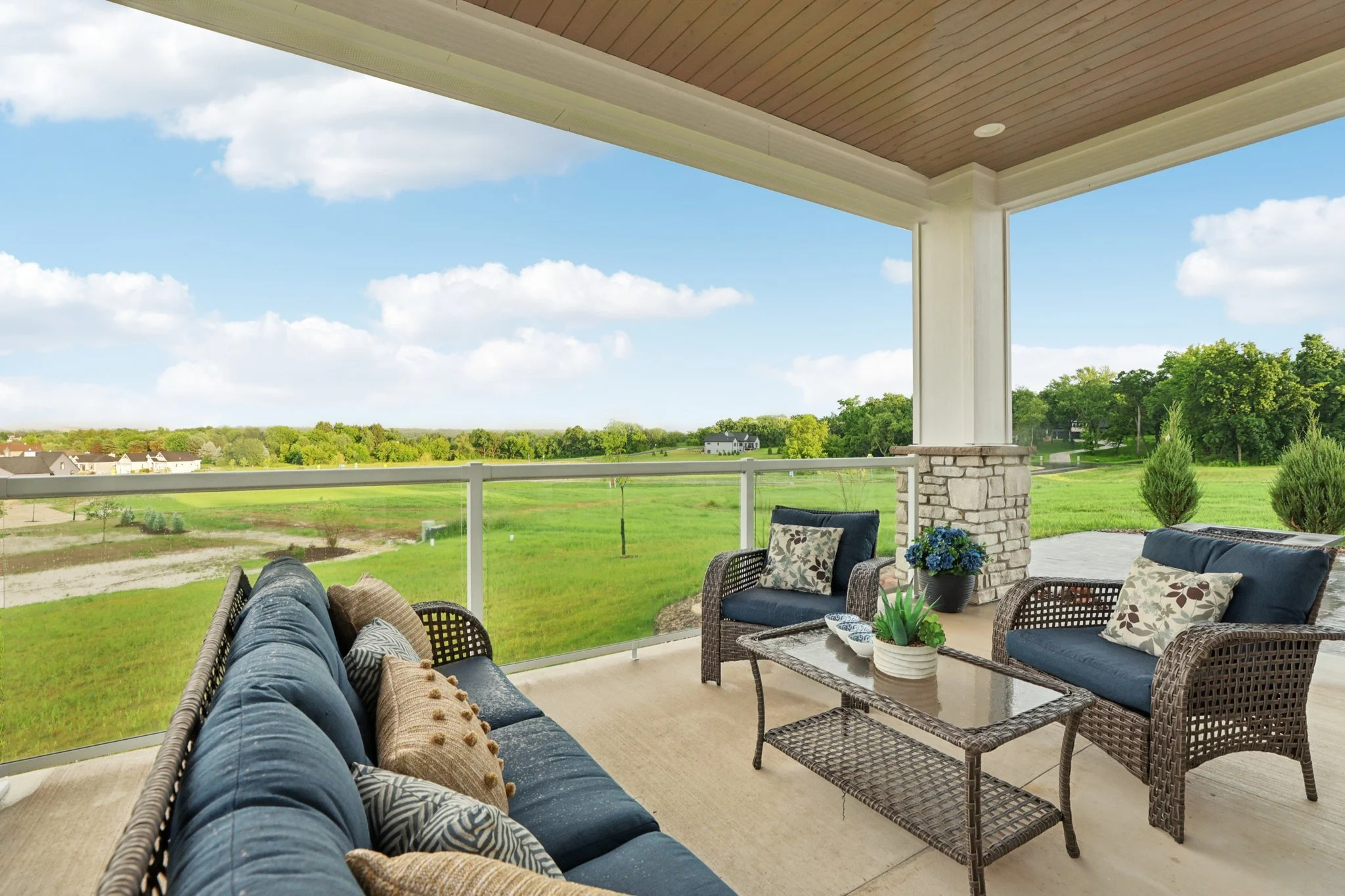 127-web-or-mls-White Cedar Dr-S0907-127.jpg