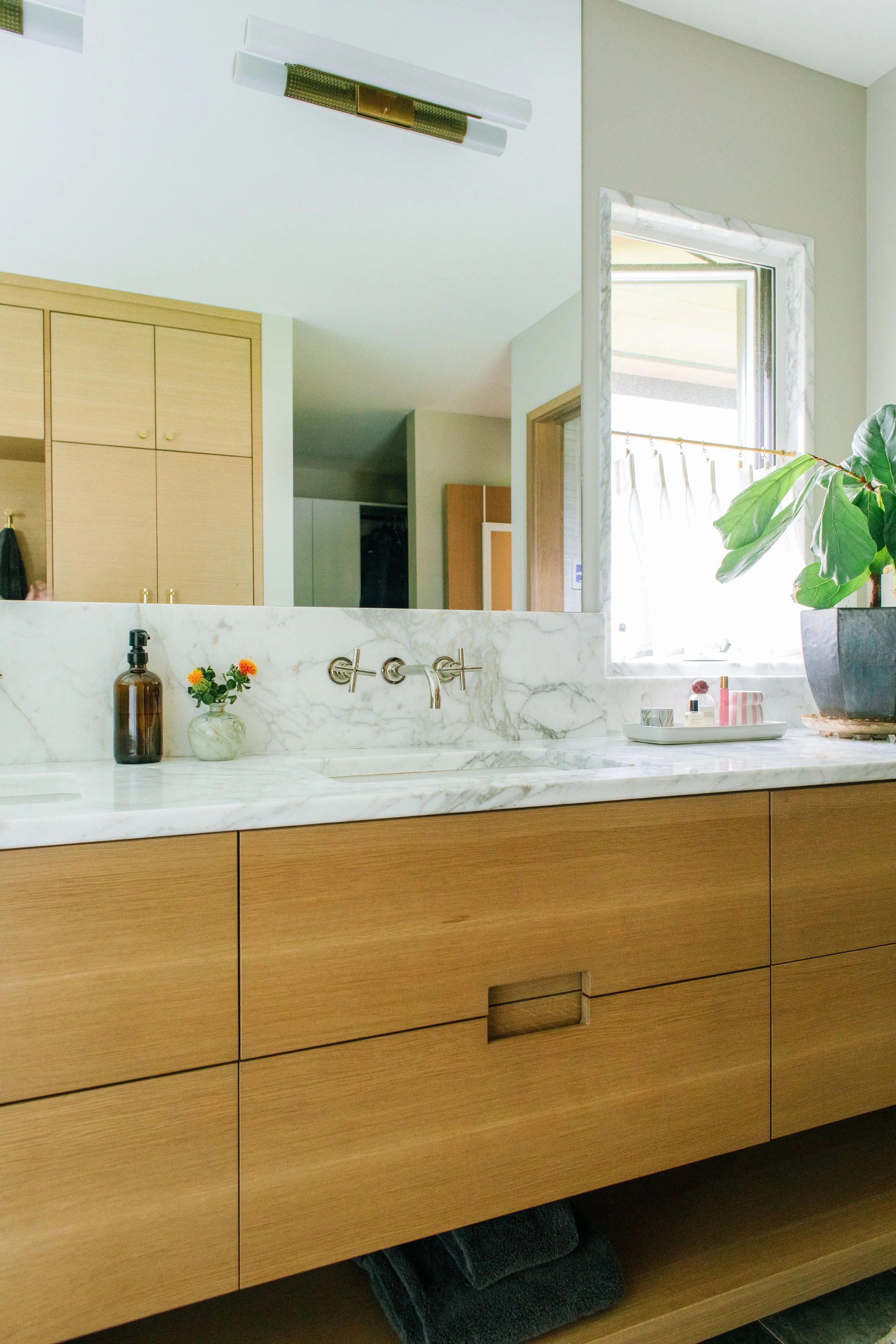 204 salt and cedar e lake samish dr.jpg