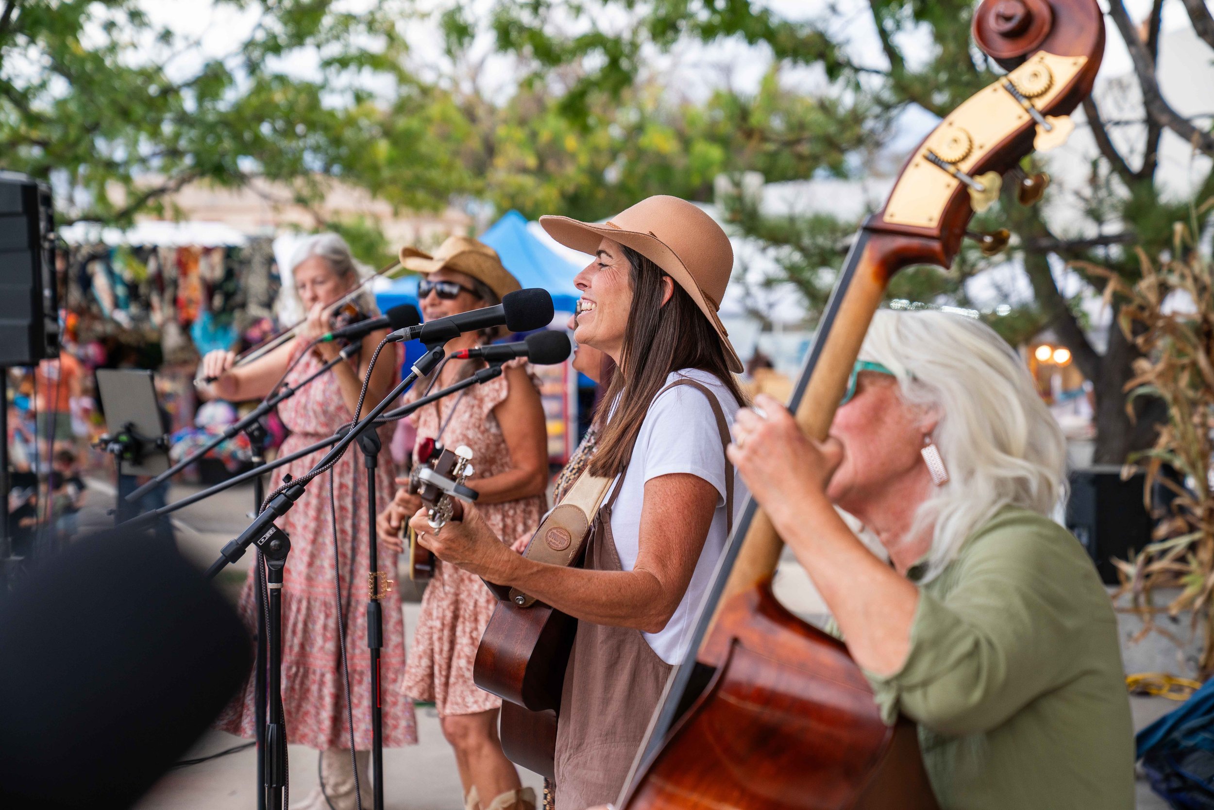 Ryan Sanchez is a Colorado based photographer, specializing in maternity, families, portraits & headshots, weddings, couples and event photography. Grand Junction is a beautiful area to have your photos taken.