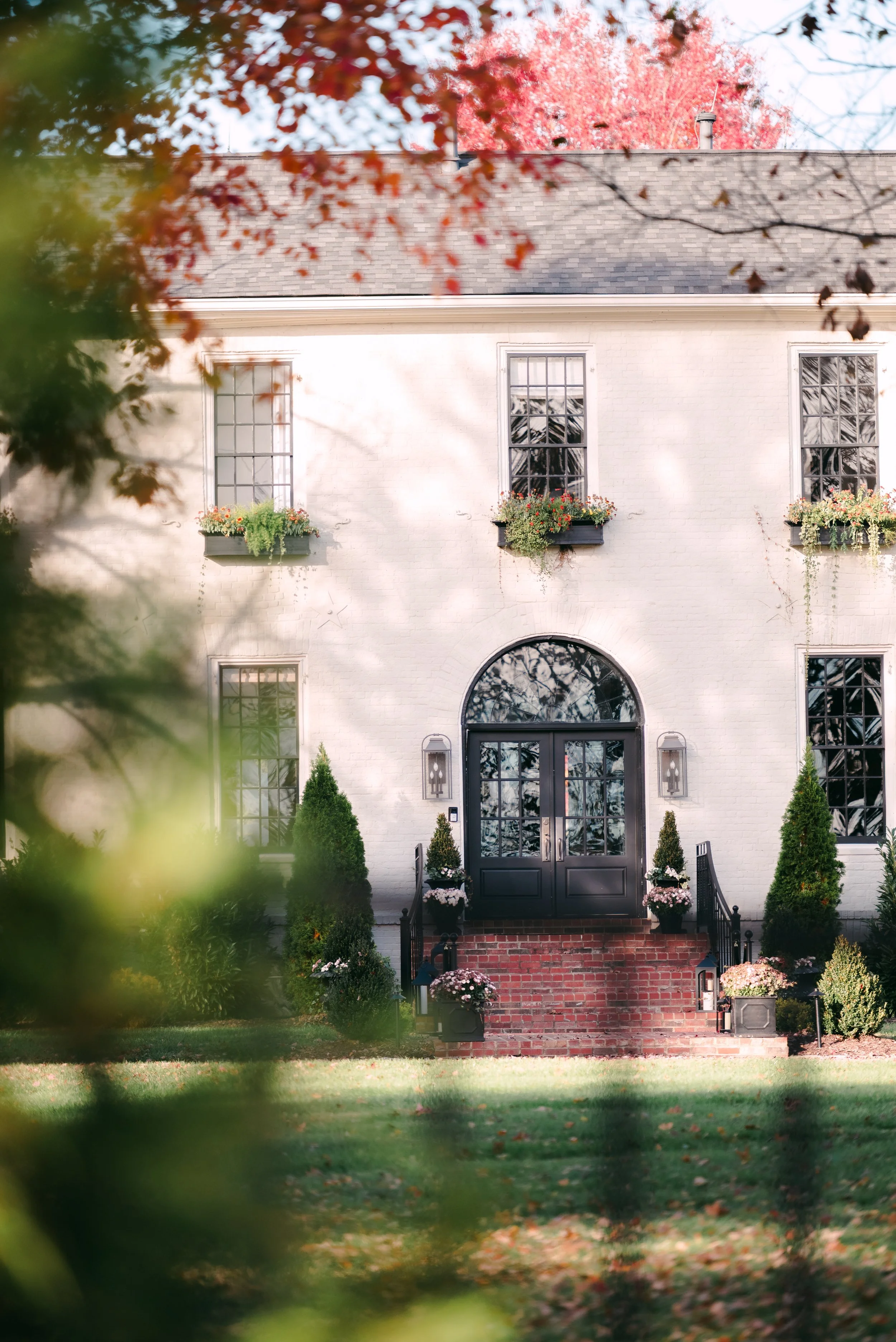 Branding and content photo session for a luxury event  rental in Shelbyville,  KY by Amanda J Designs Photography. 