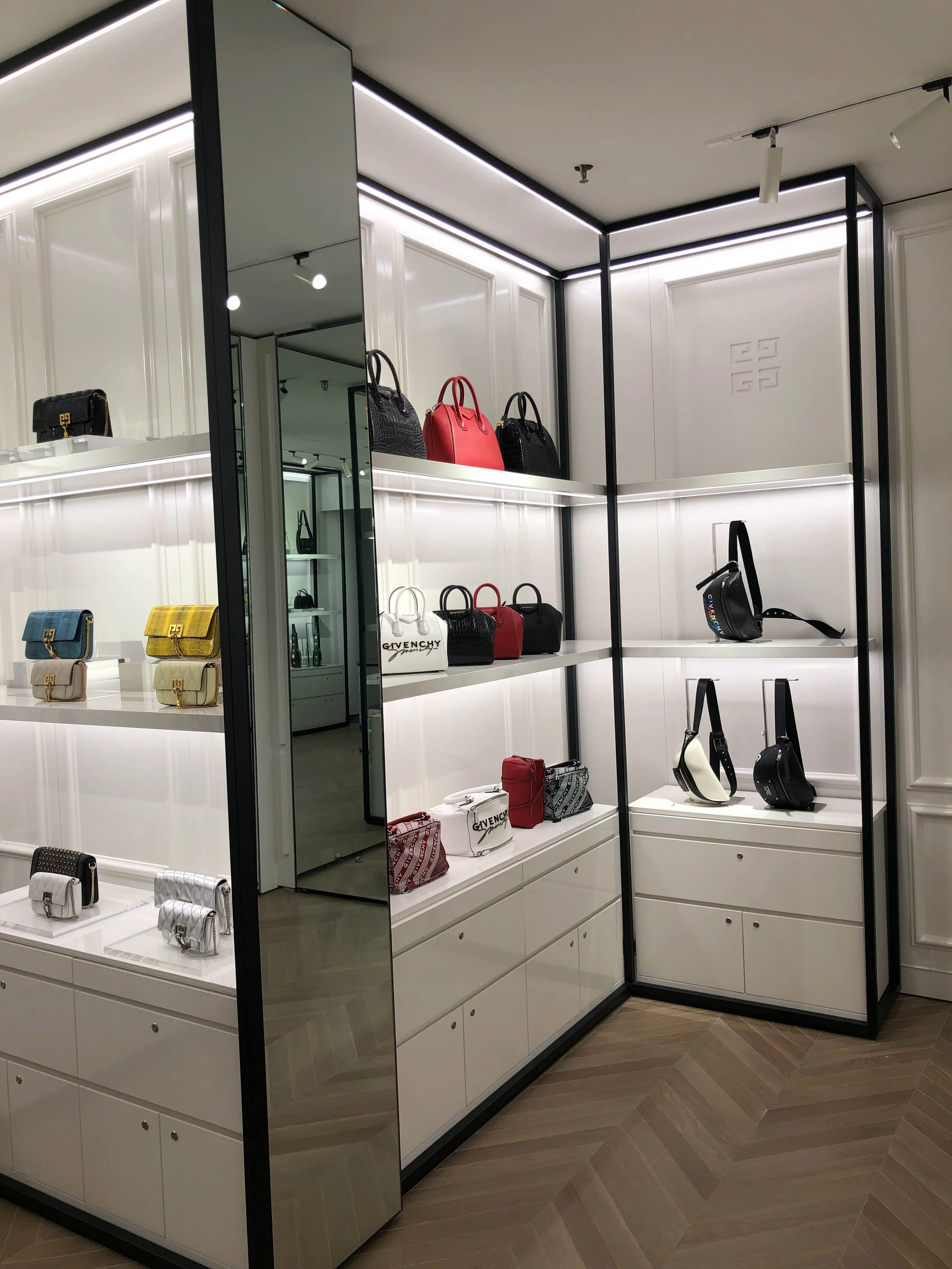 Givenchy - Saks NYC (2).jpg