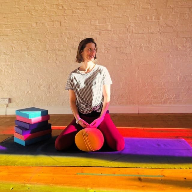 Beginners Yoga / Level 1 

Join me this week for a brand new 5 week course of Beginners Yoga. It starts on Thursday 24th April at The Stables Yoga Centre from 6:15-7:30pm. 

Booking via @stablesyoga website. 

#yorkyoga #yogayork #yorkyogacommunity #