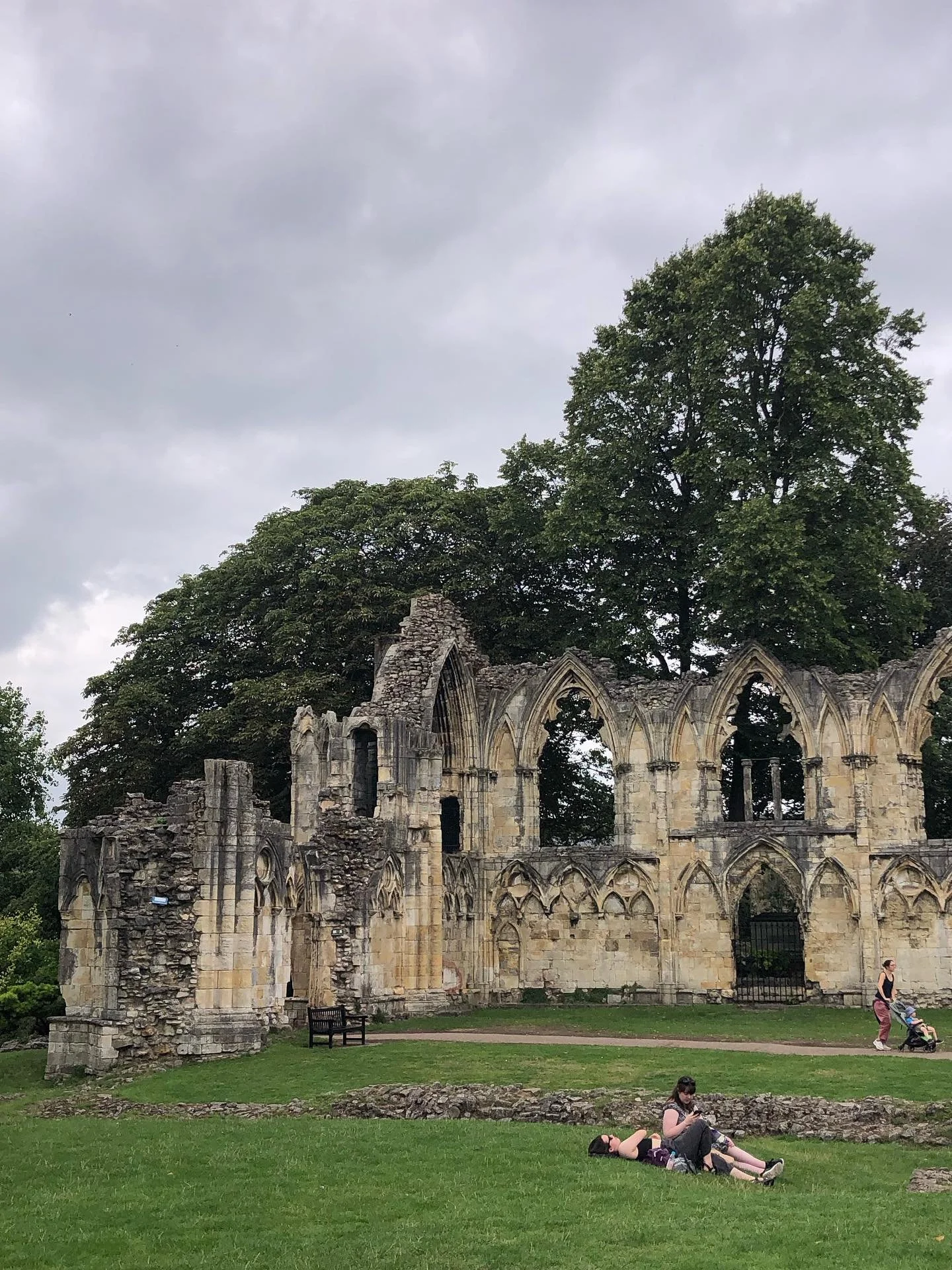 Well that was a very nice week.
Hope you&rsquo;re having one too.

Last two weeks of @stablesyoga classes before the summer break. Come and join me.

#yorkyoga #yorkyogacommunity #yogayork #mindfulmovement