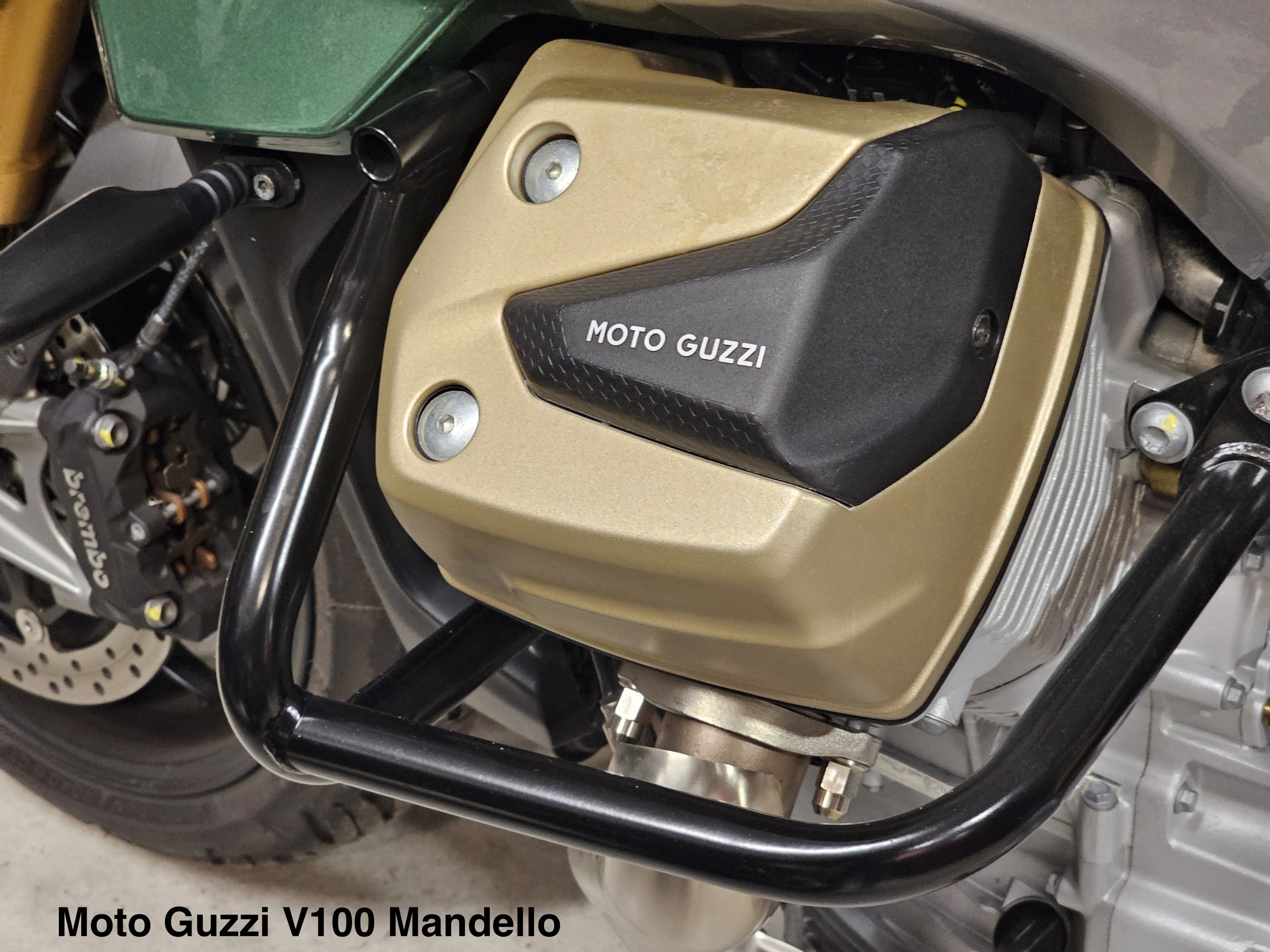 Moto Guzzi V100 Mandello valve cover - Wallace Gingerich.jpg